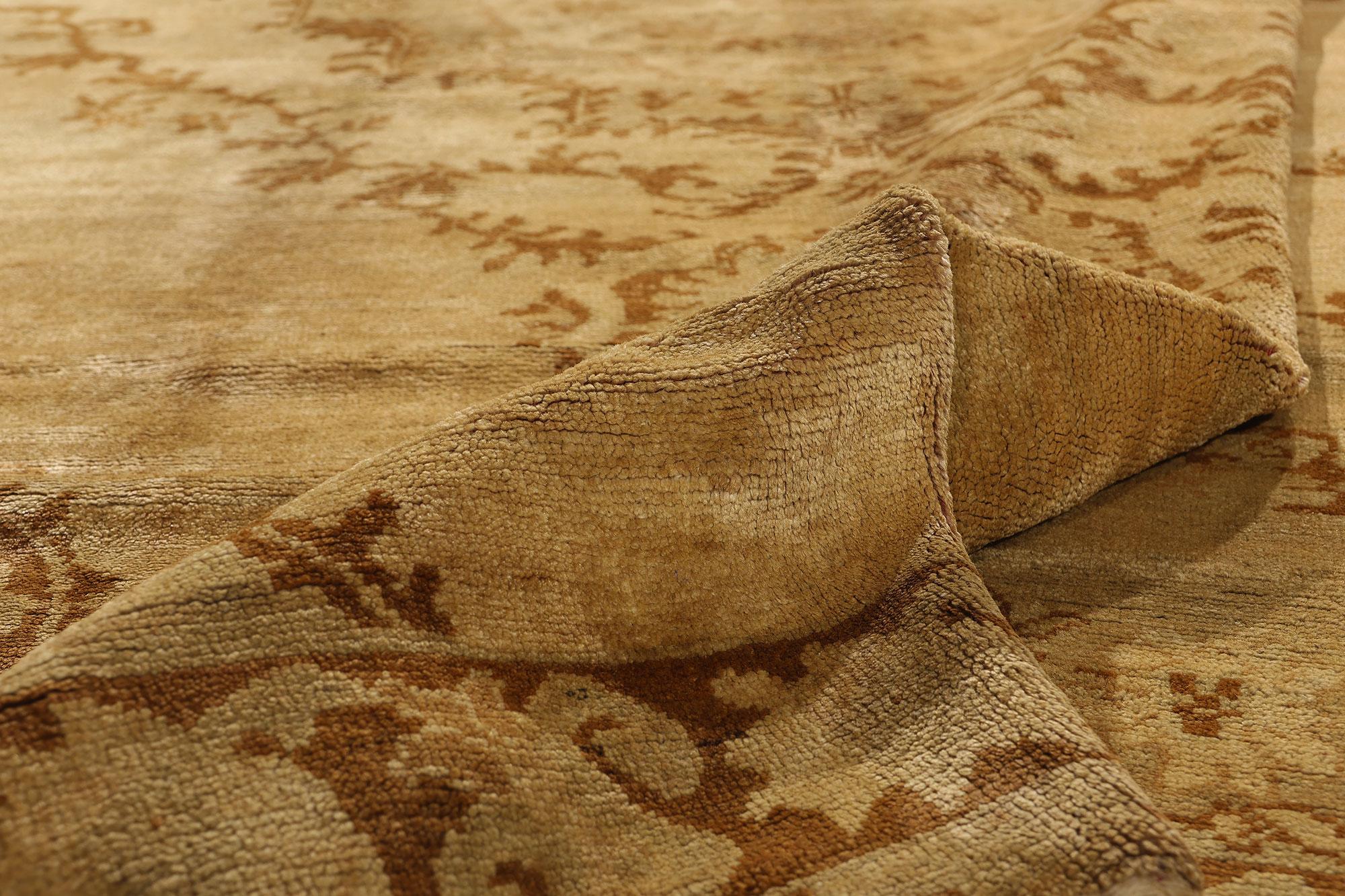 1960's Turkish Oushak Carpet with Modern Style For Sale 3