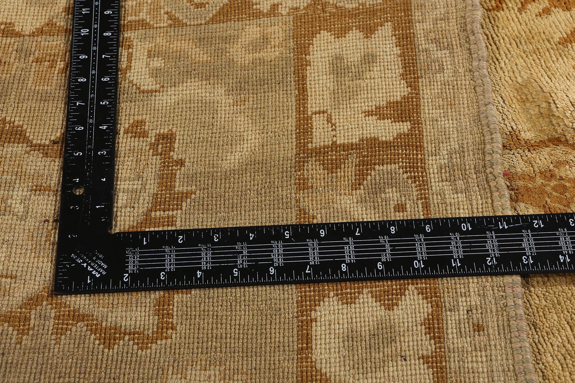 1960's Turkish Oushak Carpet with Modern Style For Sale 4