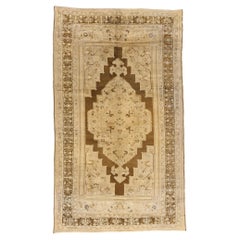 1960's Turkish Oushak Rug with Traditional Style and Warm Earth-Tones
