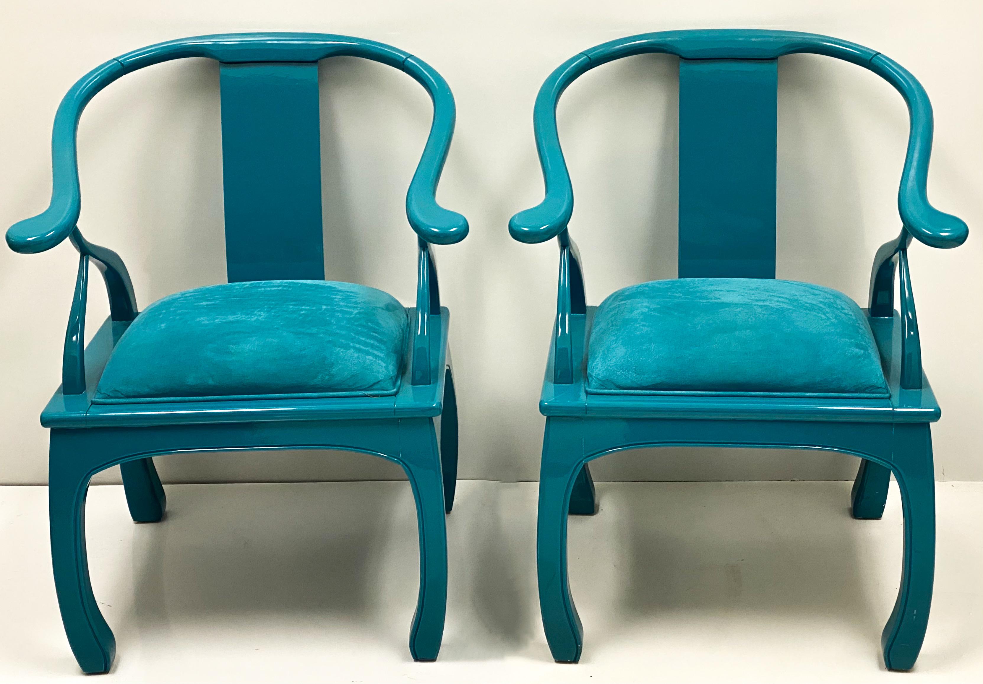 20ième siècle Paire de chaises de style Ming laquées turquoise des années 1960 en vente