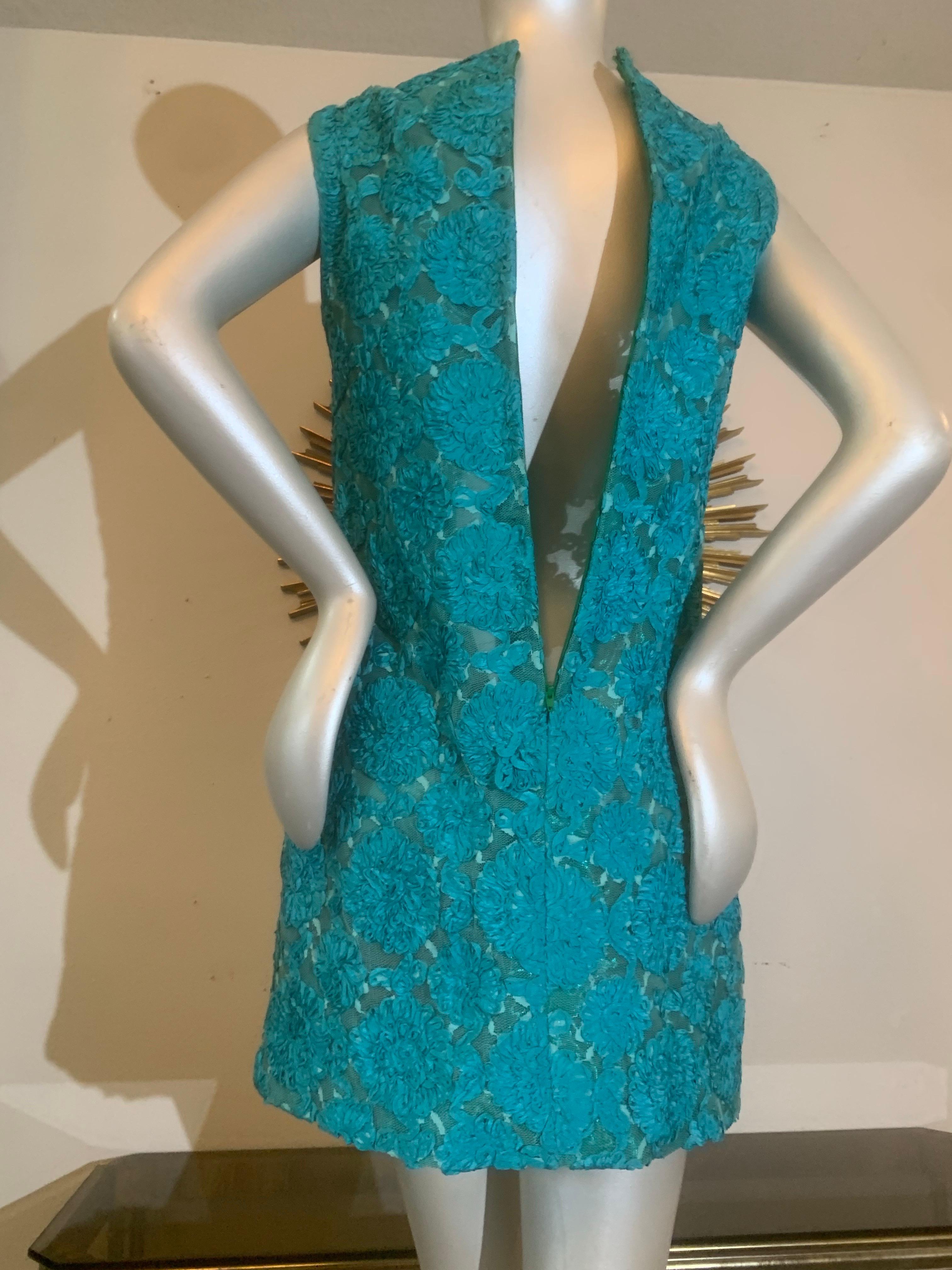 1960s Pizzo a nastri turchesi su tulle senza maniche in vendita 7