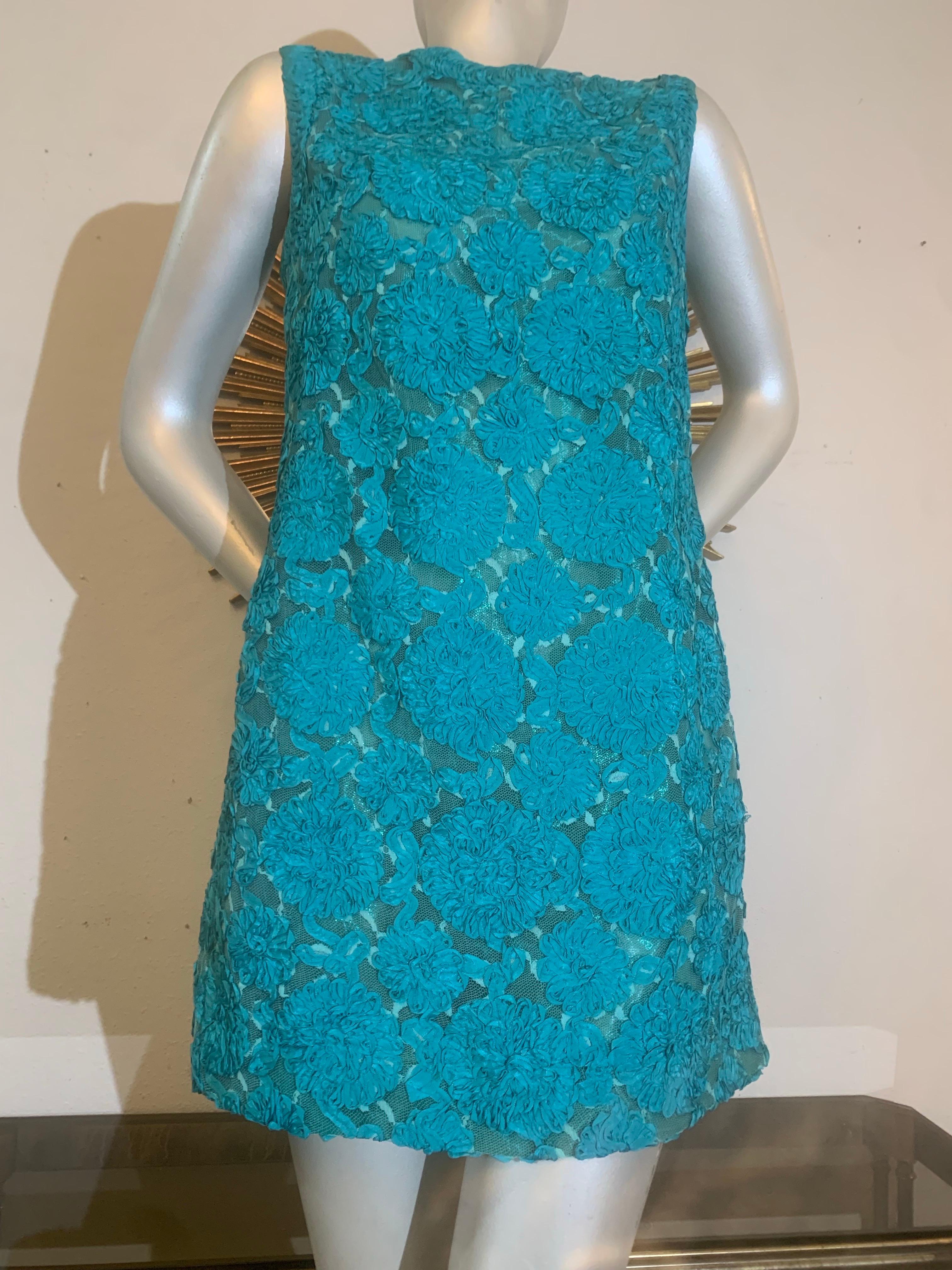 1960s Pizzo a nastri turchesi su tulle senza maniche in vendita 2