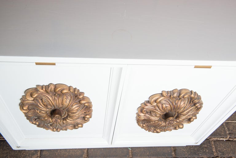 1960s Two Door White Credenza with Large Gold Medallion Knobs For Sale 6