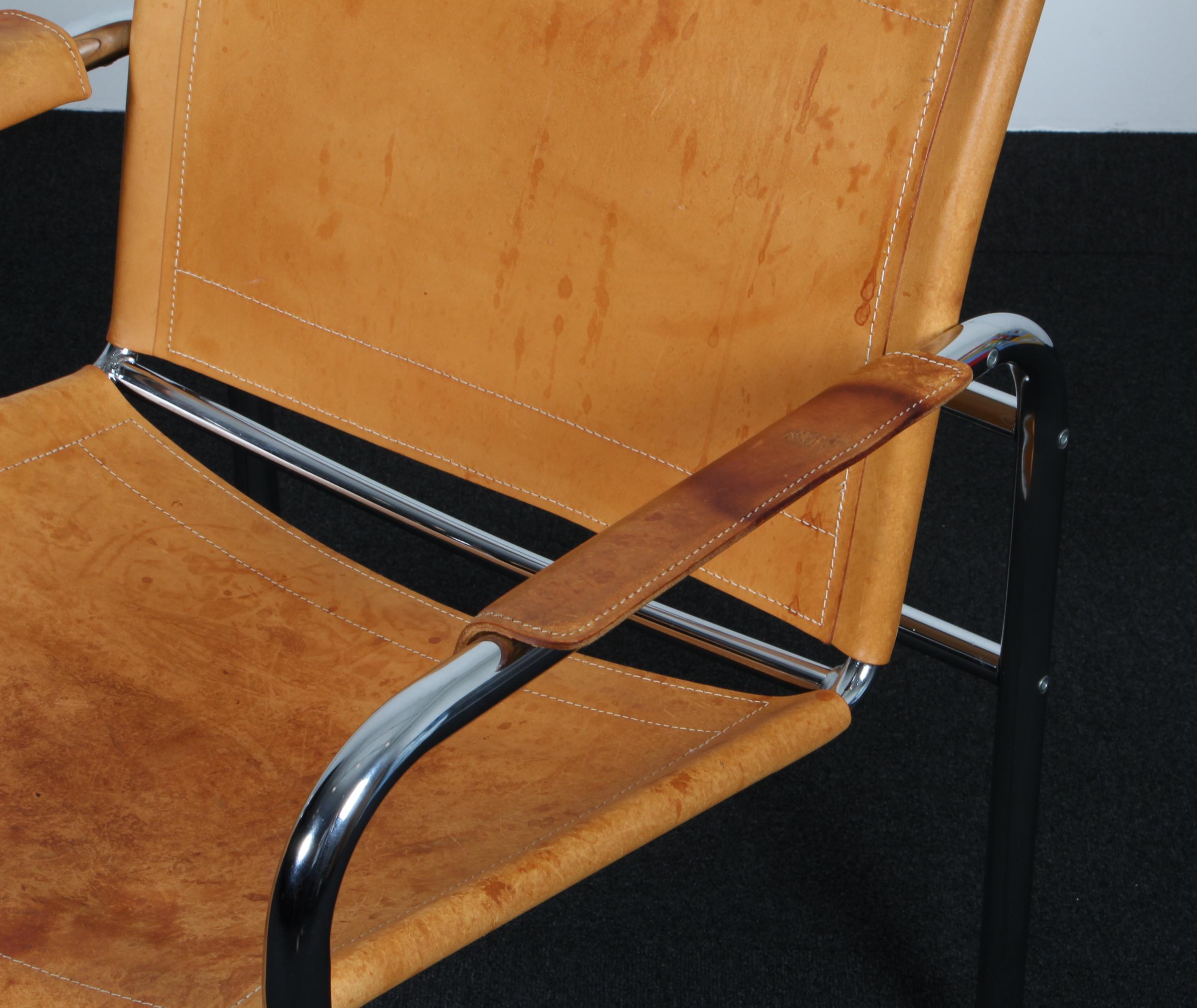 Swedish 1960s , Two Leather and Tubular Steel Arm Chair 'Klinte' by Tord Björklund For Sale