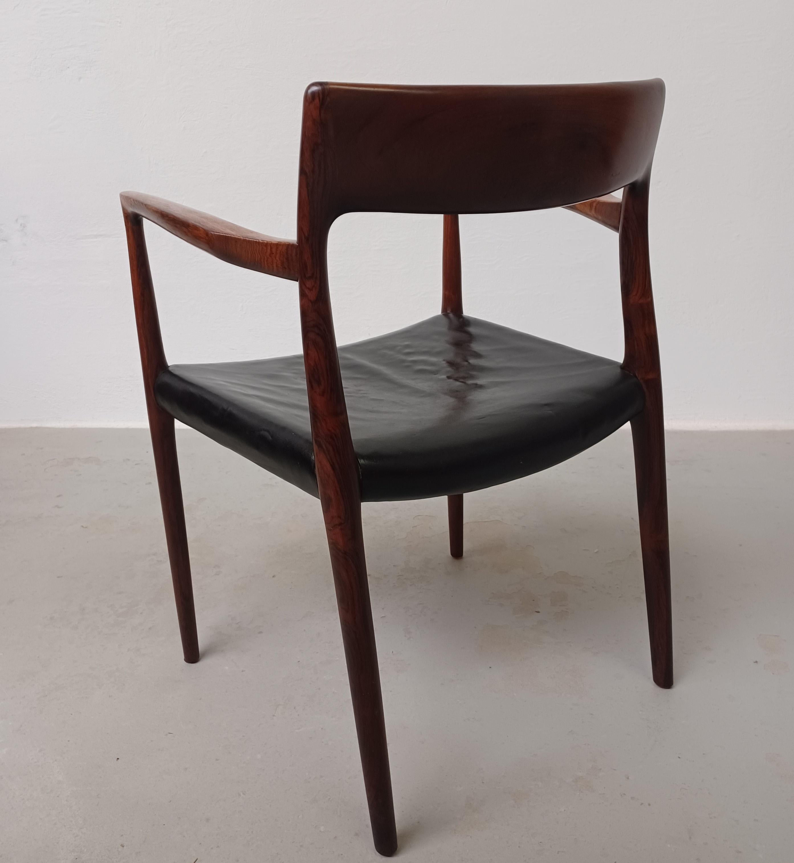 Customizable N. O. Moeller Brazillian Rosewood Armchairs in Excellent Condition 6