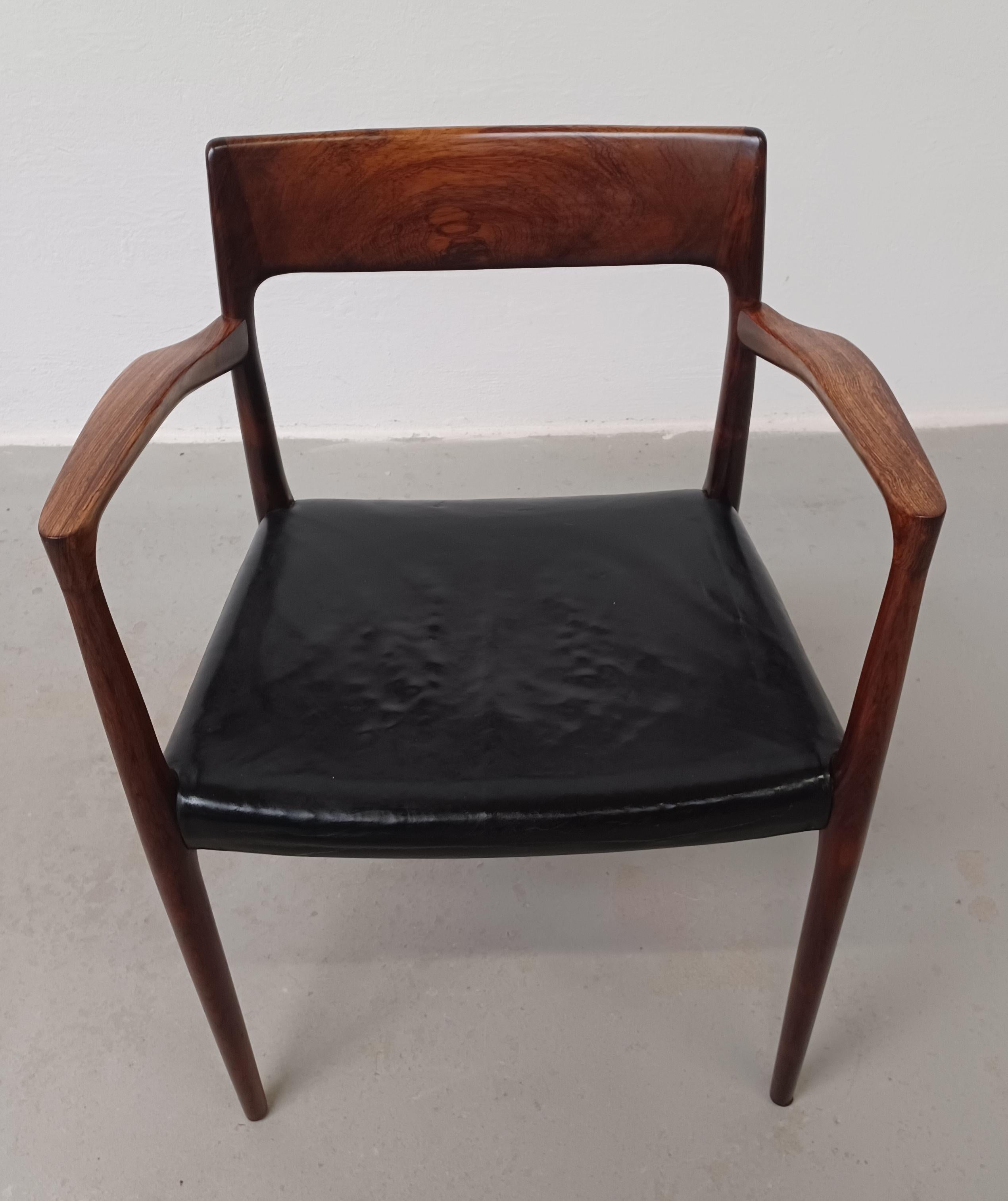 Customizable N. O. Moeller Brazillian Rosewood Armchairs in Excellent Condition 1