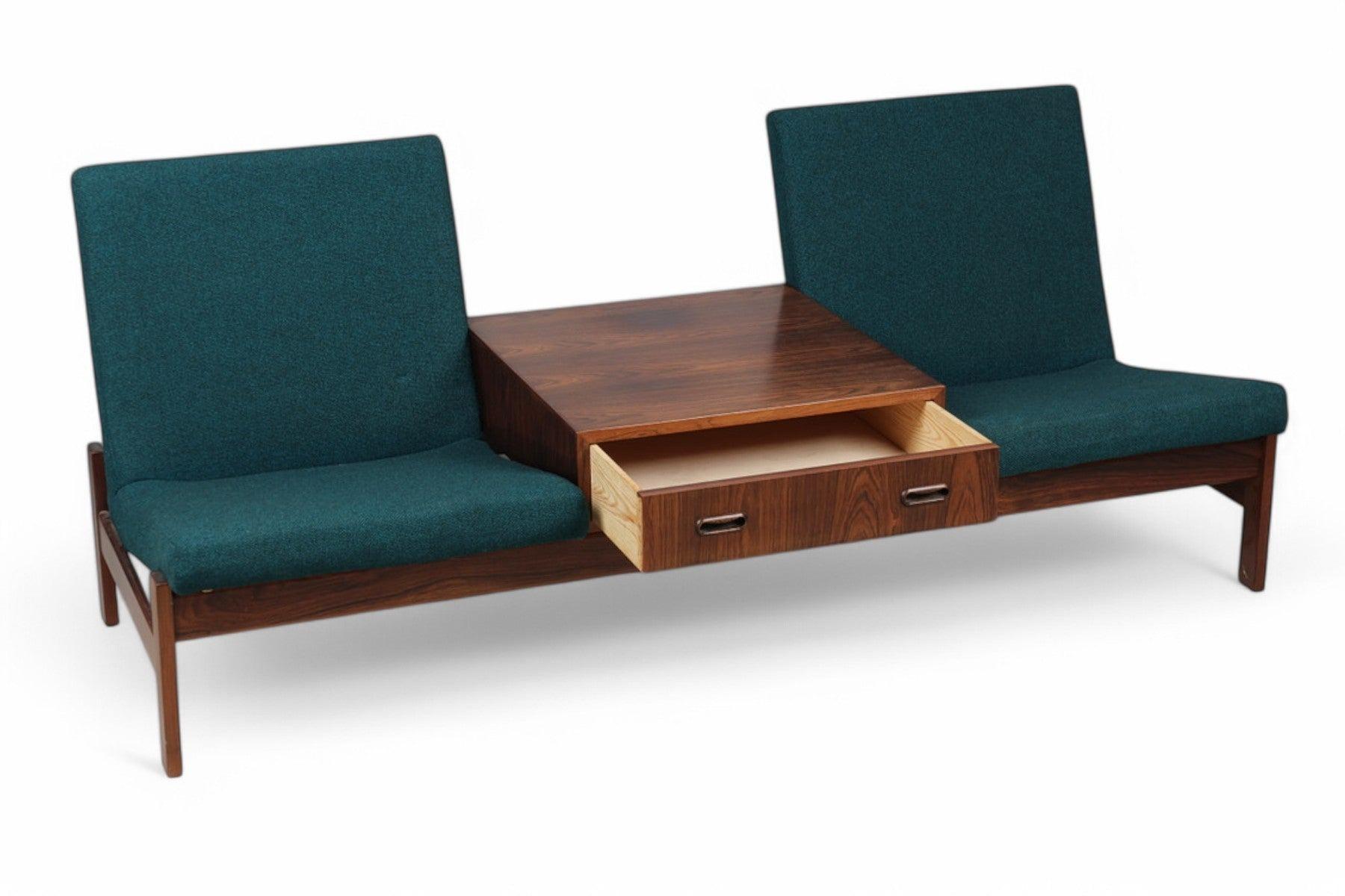 1960er Jahre Zweisitziges Modularsofa aus Palisanderholz (Moderne der Mitte des Jahrhunderts) im Angebot