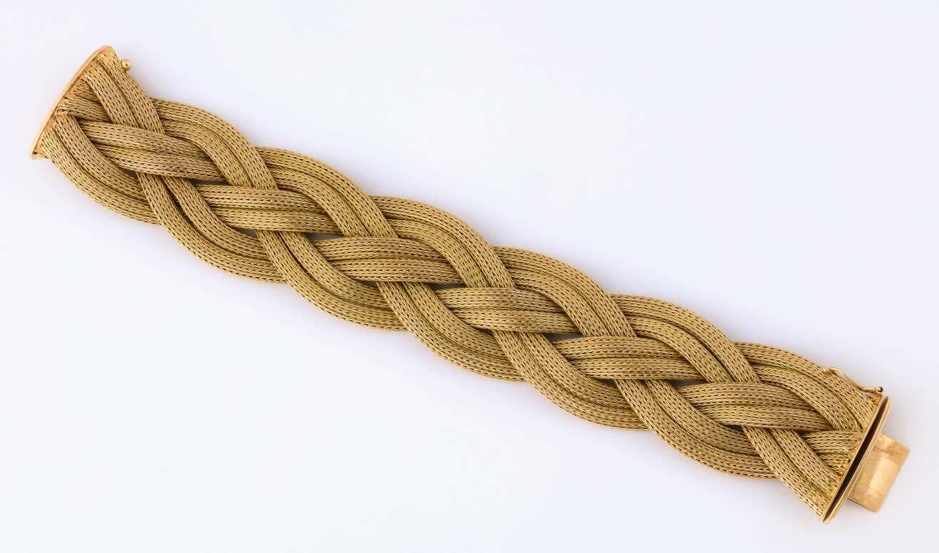 1960's Ultra Wide Twisted and Braided Flexible Gold Mesh Bracelet 1