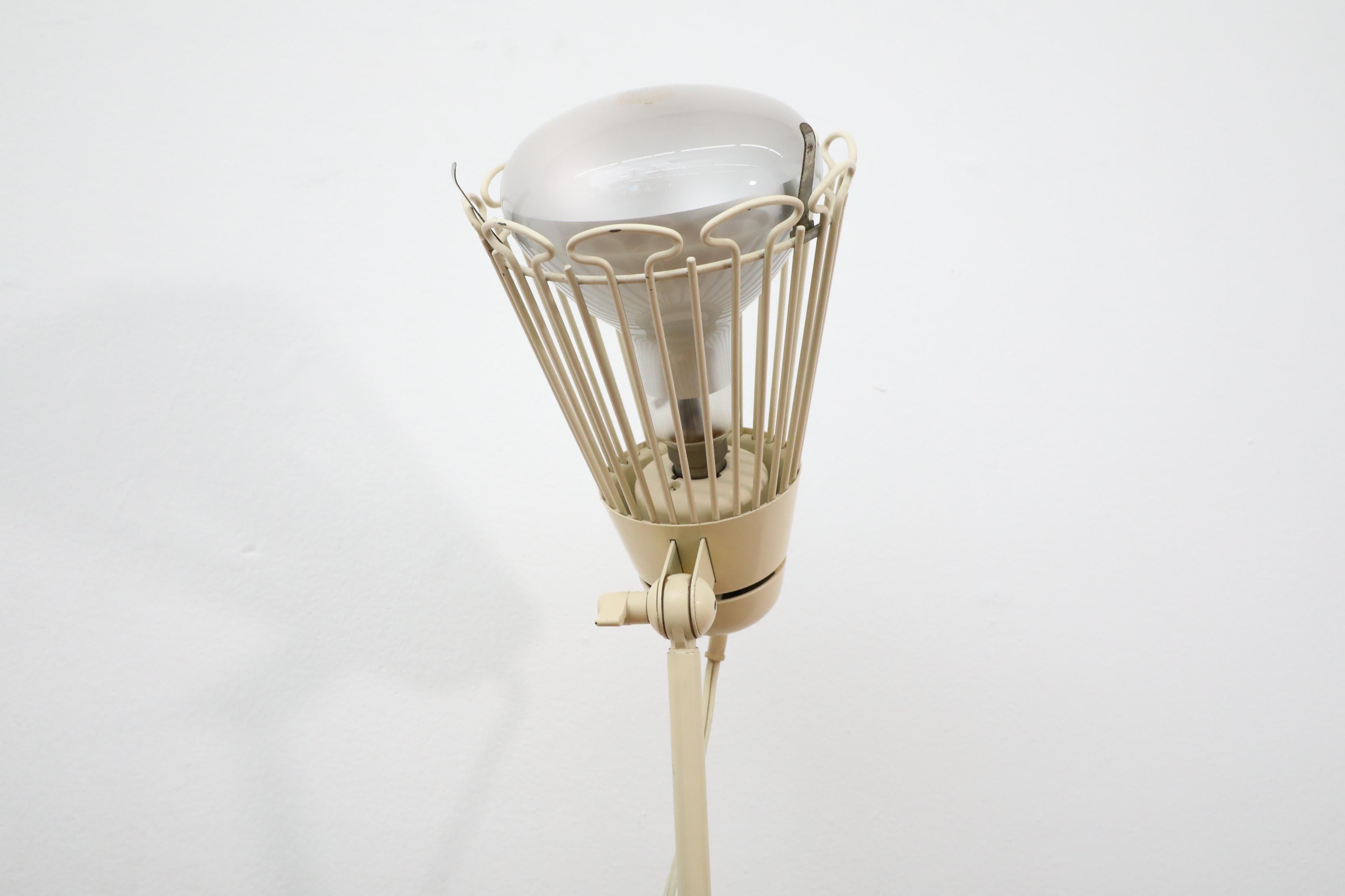 Lampe d'ombre Philips Ultraphil des années 1960 en crème avec abat-jour encadré de fil de fer en vente 5