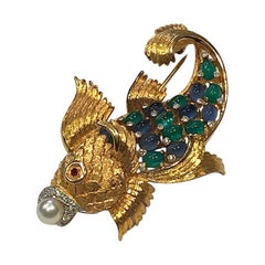 Vintage 1960s Unsigned Beauty Cabochon Gold Fish Brooch