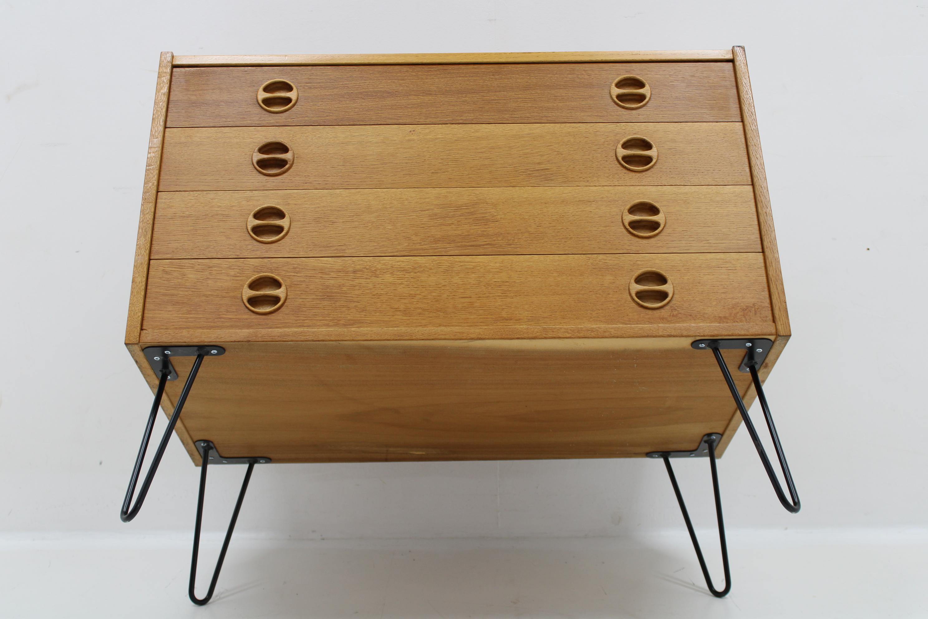 1960s Upcycled Oak Chest of Drawers, Denmark  For Sale 4