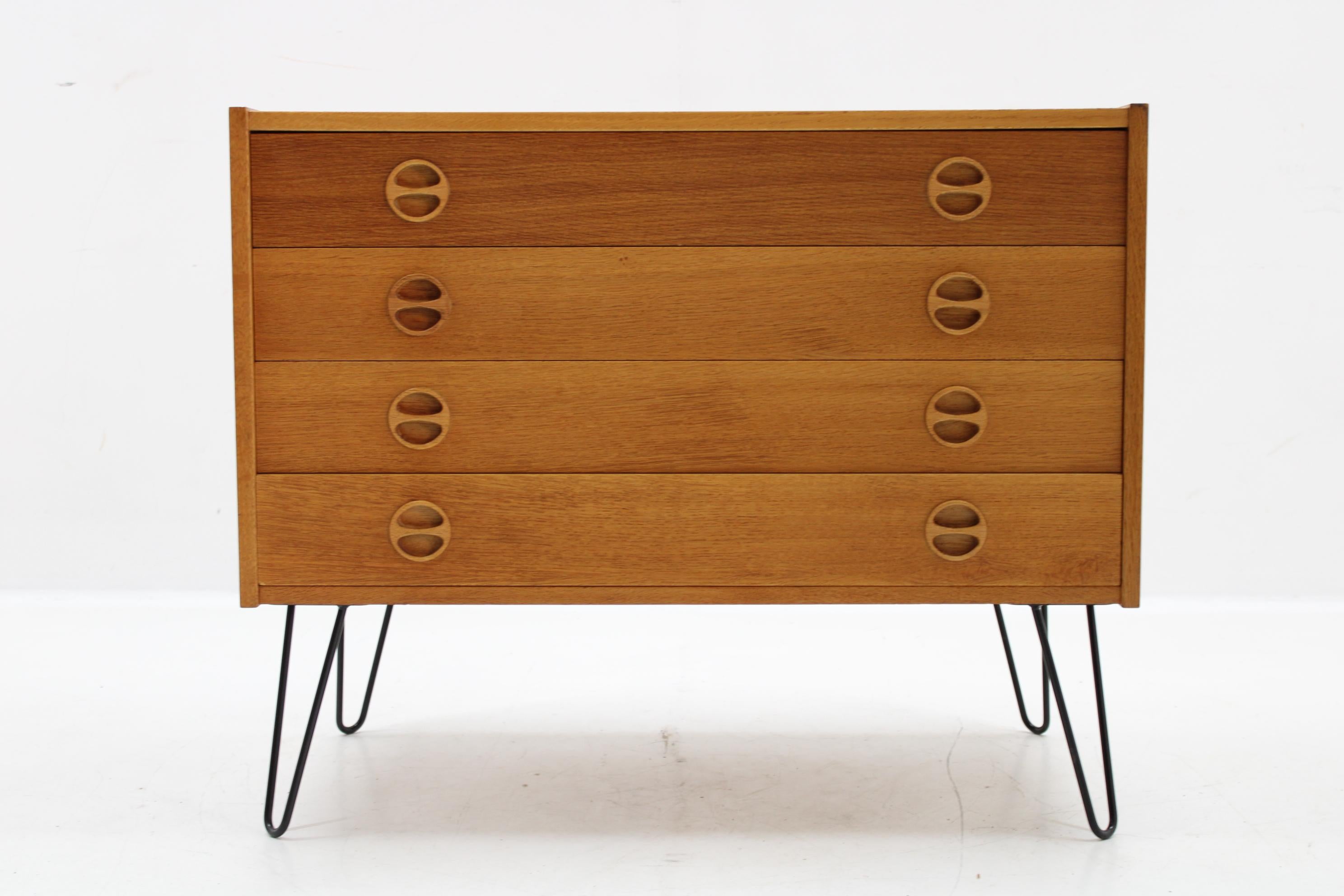 Mid-20th Century 1960s Upcycled Oak Chest of Drawers, Denmark  For Sale
