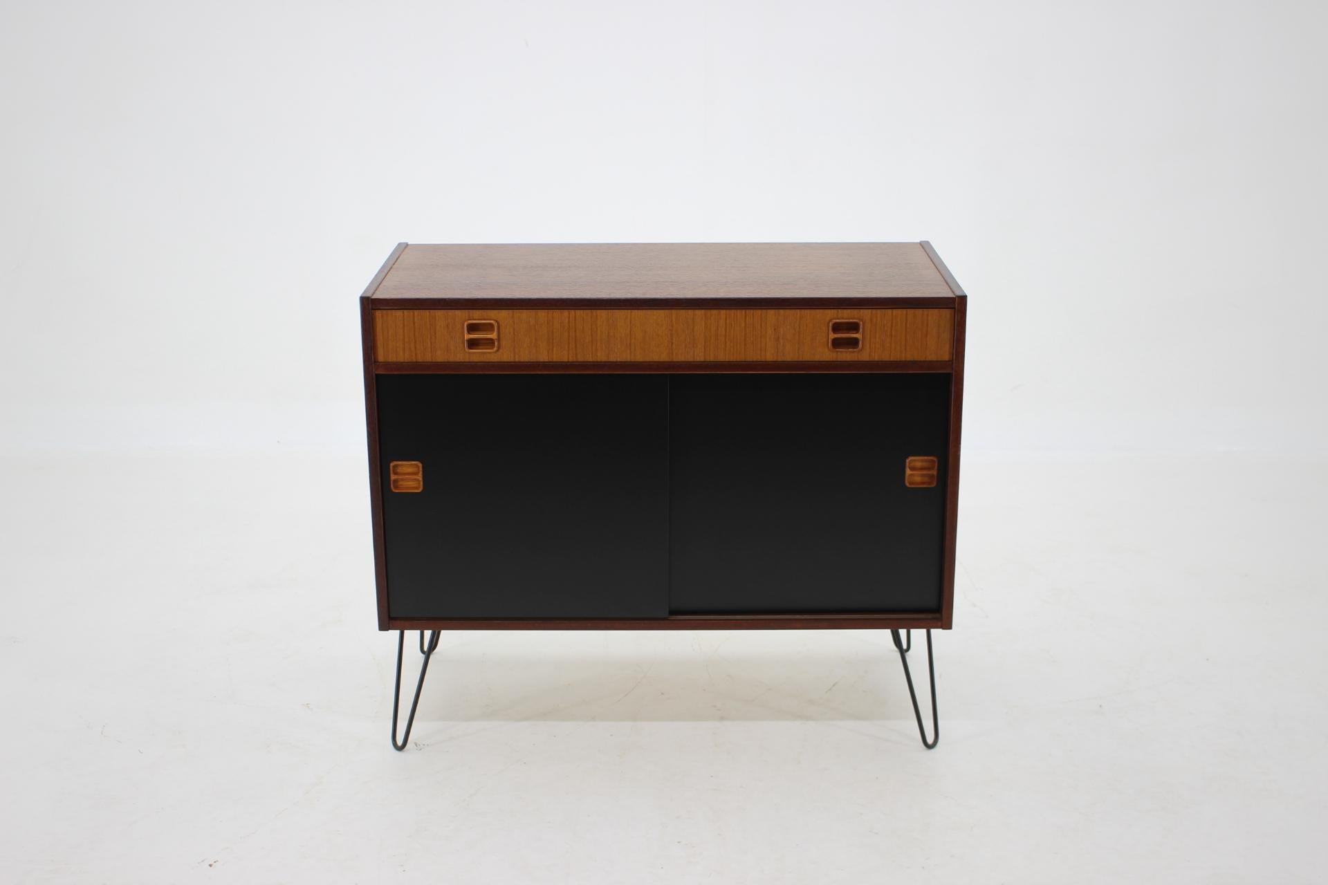 1960s Upcycled Teak Sideboard, Denmark In Good Condition In Praha, CZ