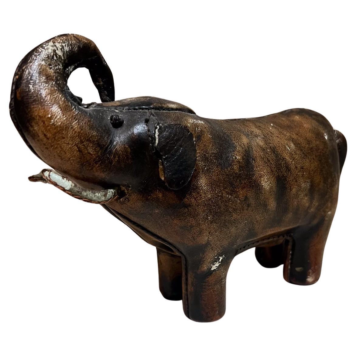 1960 Escultura de elefante de cuero Valenti España
