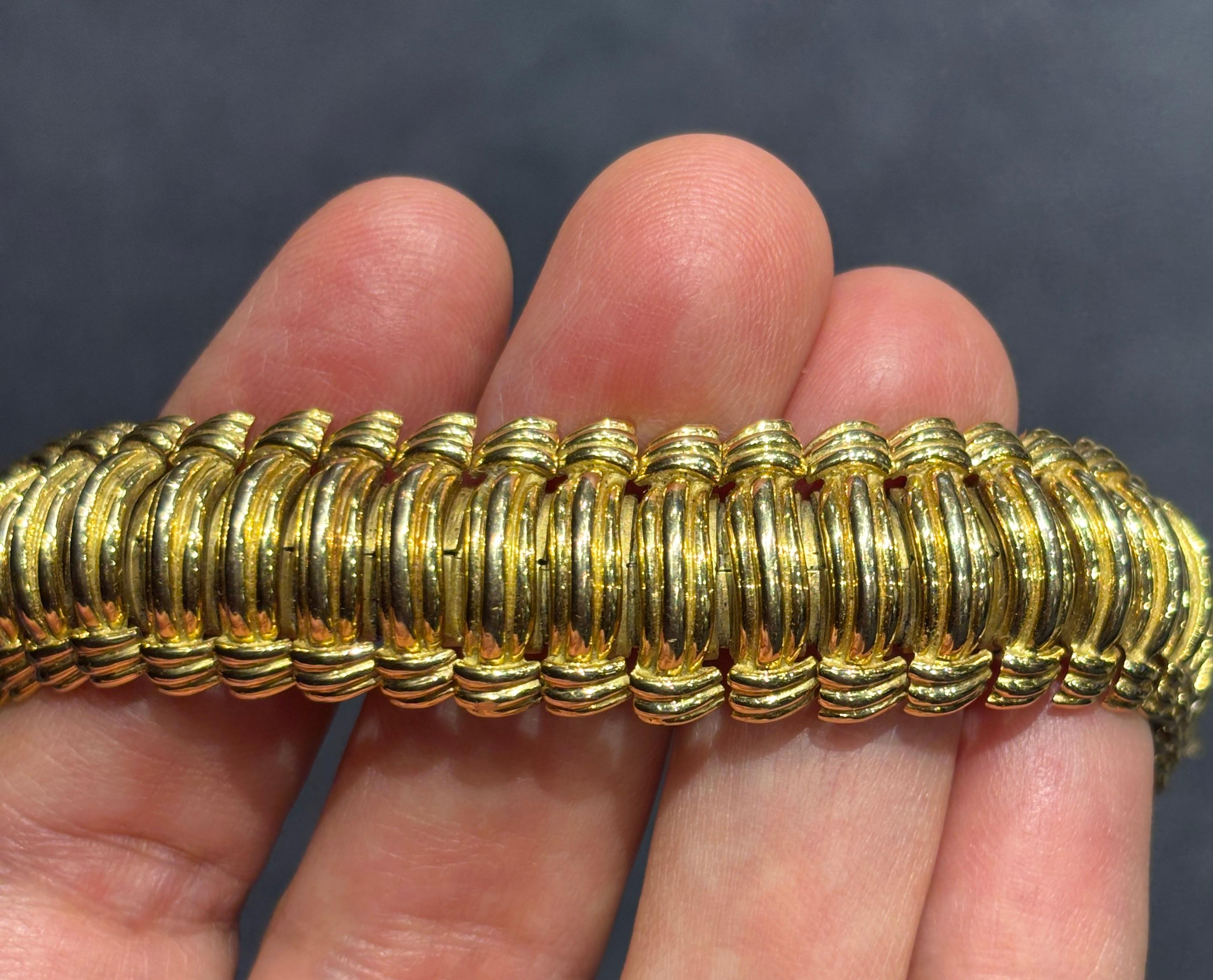 1960er Jahre Van Cleef & Arpels 18k Gold Armband für Damen oder Herren im Angebot
