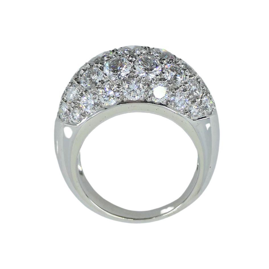 Brilliant Cut 1960s Van Cleef & Arpels 18k White Gold Diamond Bombe Ring