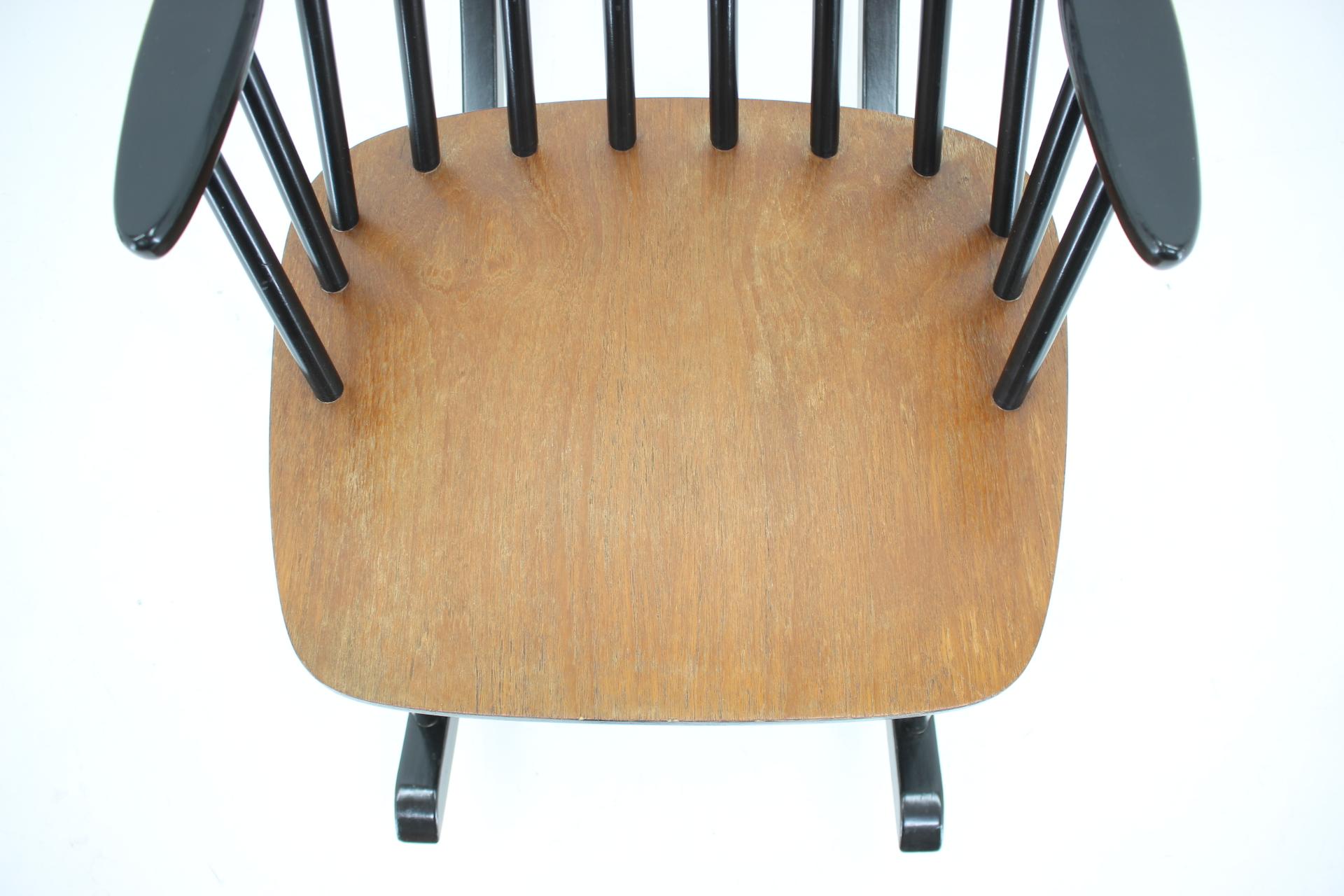 1960s Varjosen Puunjalostus Beech Rocking Chair, Finland For Sale 3