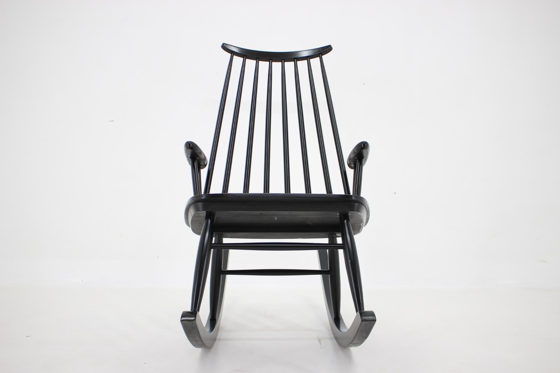 Mid-Century Modern 1960s Varjosen Puunjalostus Beech Rocking Chair, Finland  For Sale