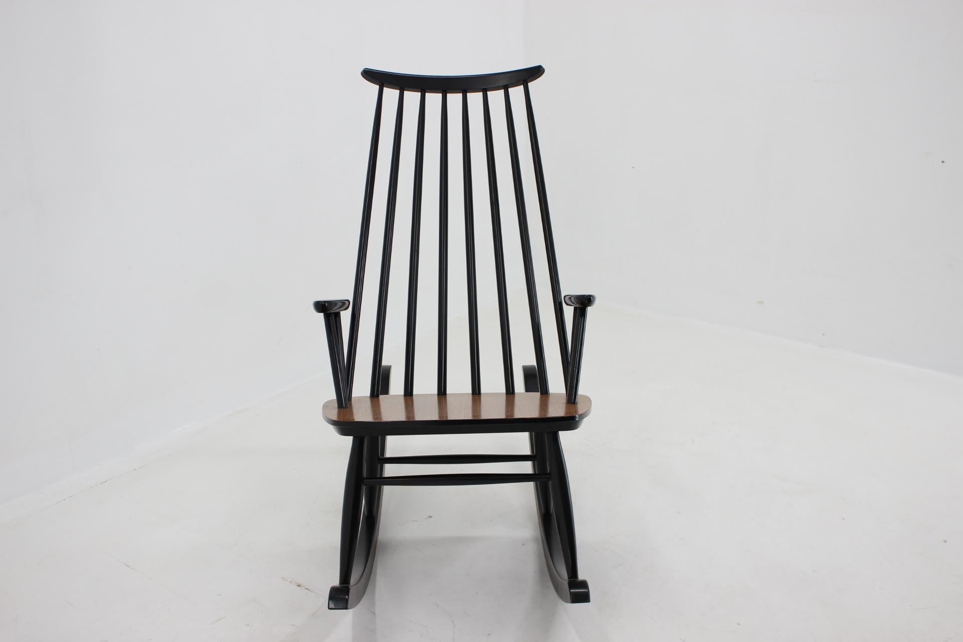 Finnish 1960s Varjosen Puunjalostus Beech Rocking Chair, Finland For Sale