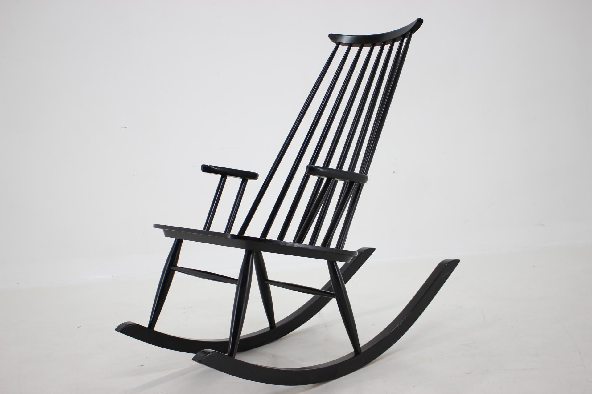 1960s Varjosen Puunjalostus Beech Rocking Chair, Finland In Good Condition For Sale In Praha, CZ