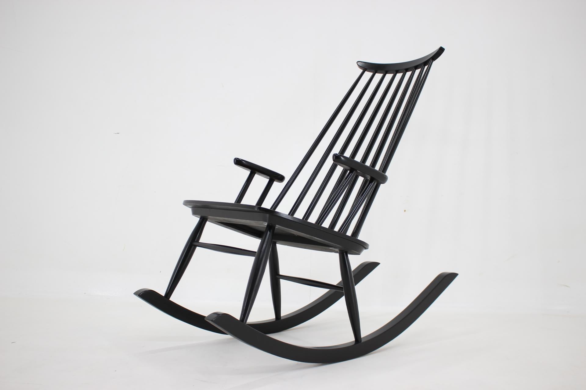 Mid-20th Century 1960s Varjosen Puunjalostus Beech Rocking Chair, Finland  For Sale
