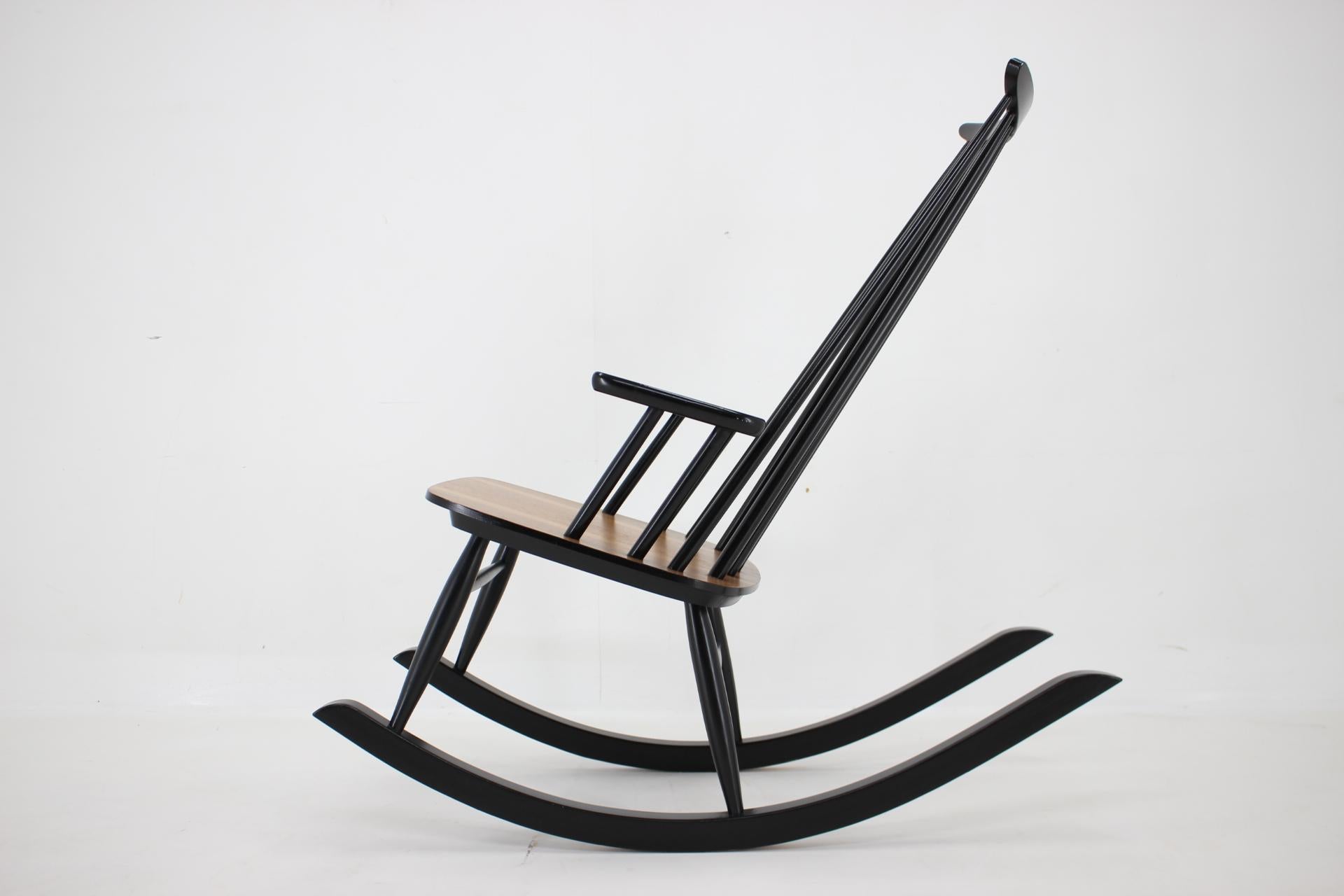 1960s Varjosen Puunjalostus Beech Rocking Chair, Finland  For Sale 1
