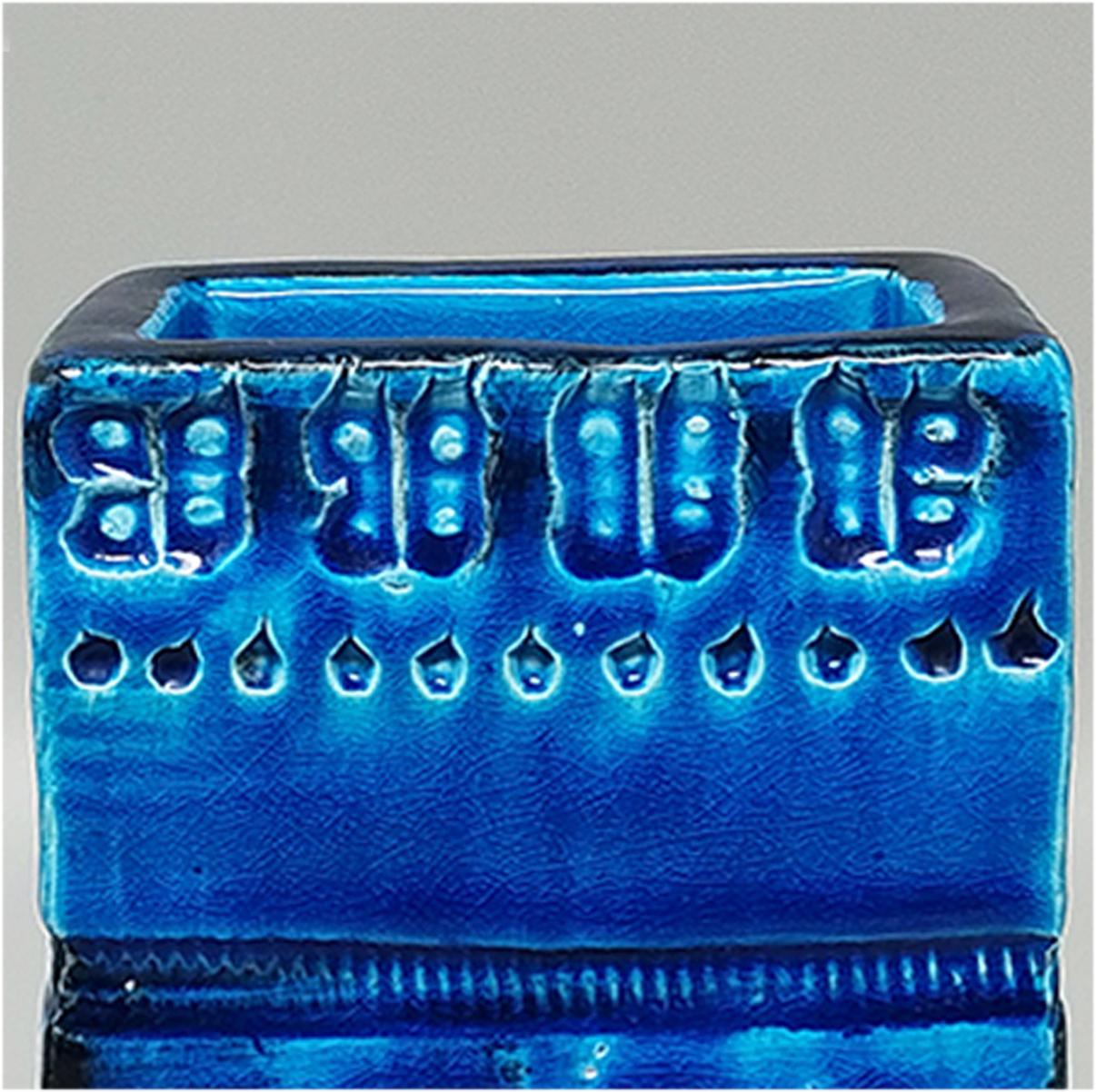 Jarrón de los años 60 de Aldo Londi para Bitossi Colección Rimini Azul mediados del siglo XX en venta