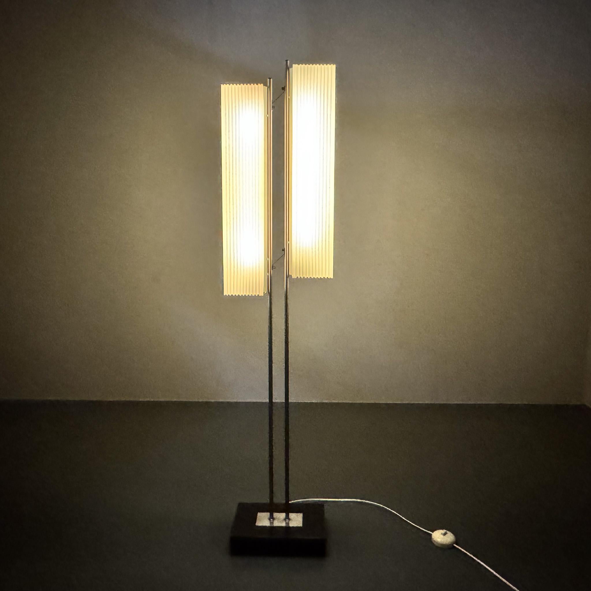Lampada da terra VEB Wohnraumleuchten del 1960, Berlino, Germania in vendita 4