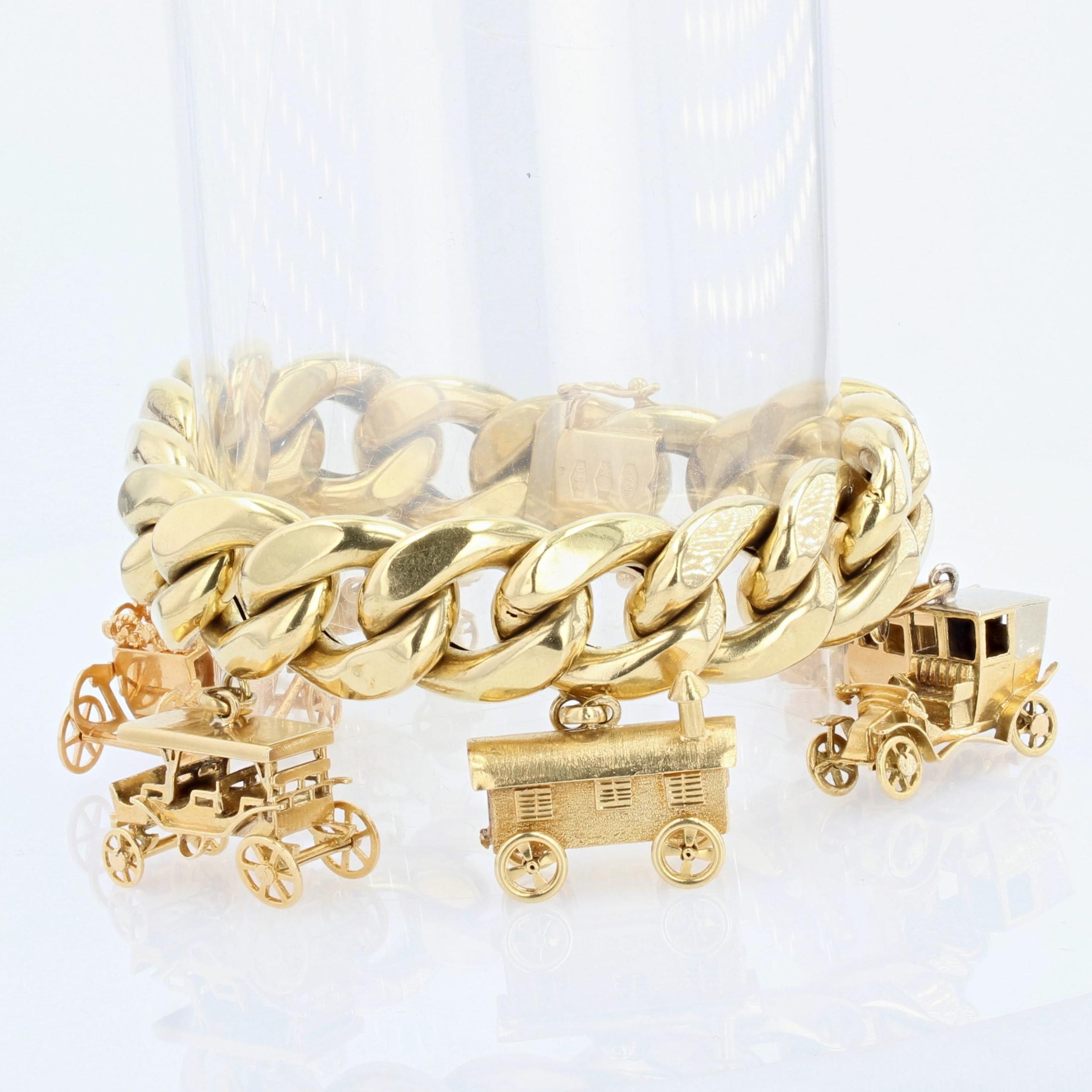 1960s Vehicle Charm Gold Bracelet In Excellent Condition In Poitiers, FR