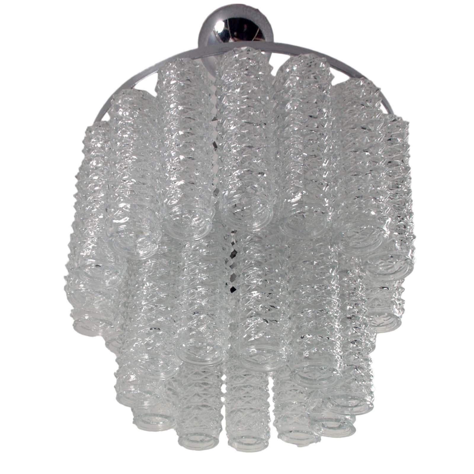 1960er Jahre Venezianischer Kronleuchter, transparentes mundgeblasenes Murano-Glas, im Stil von Venini (Italienisch) im Angebot