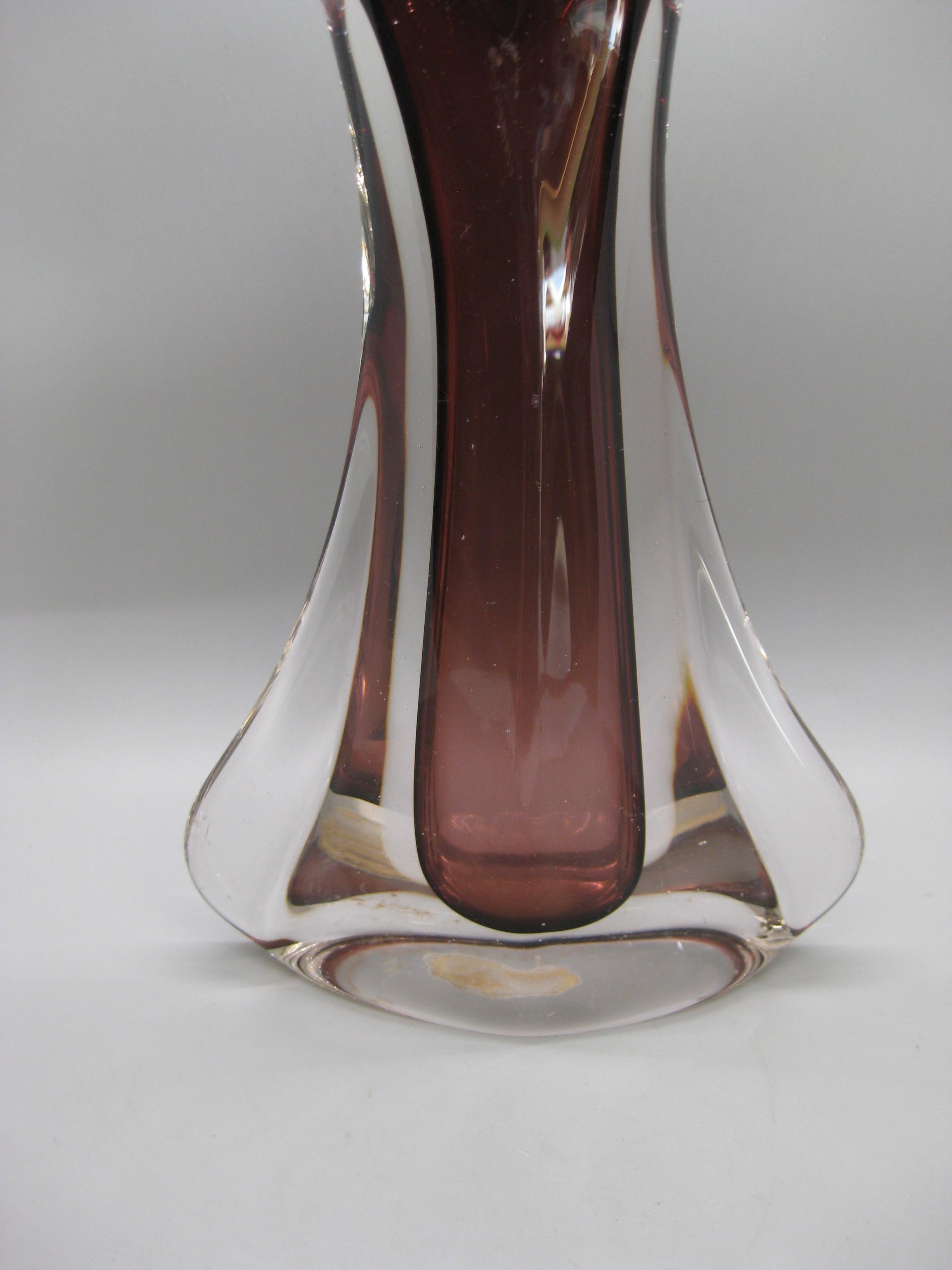 italien Vase abstrait en verre Murano Glass Sommerso de Fratelli Toso des années 1960 en vente