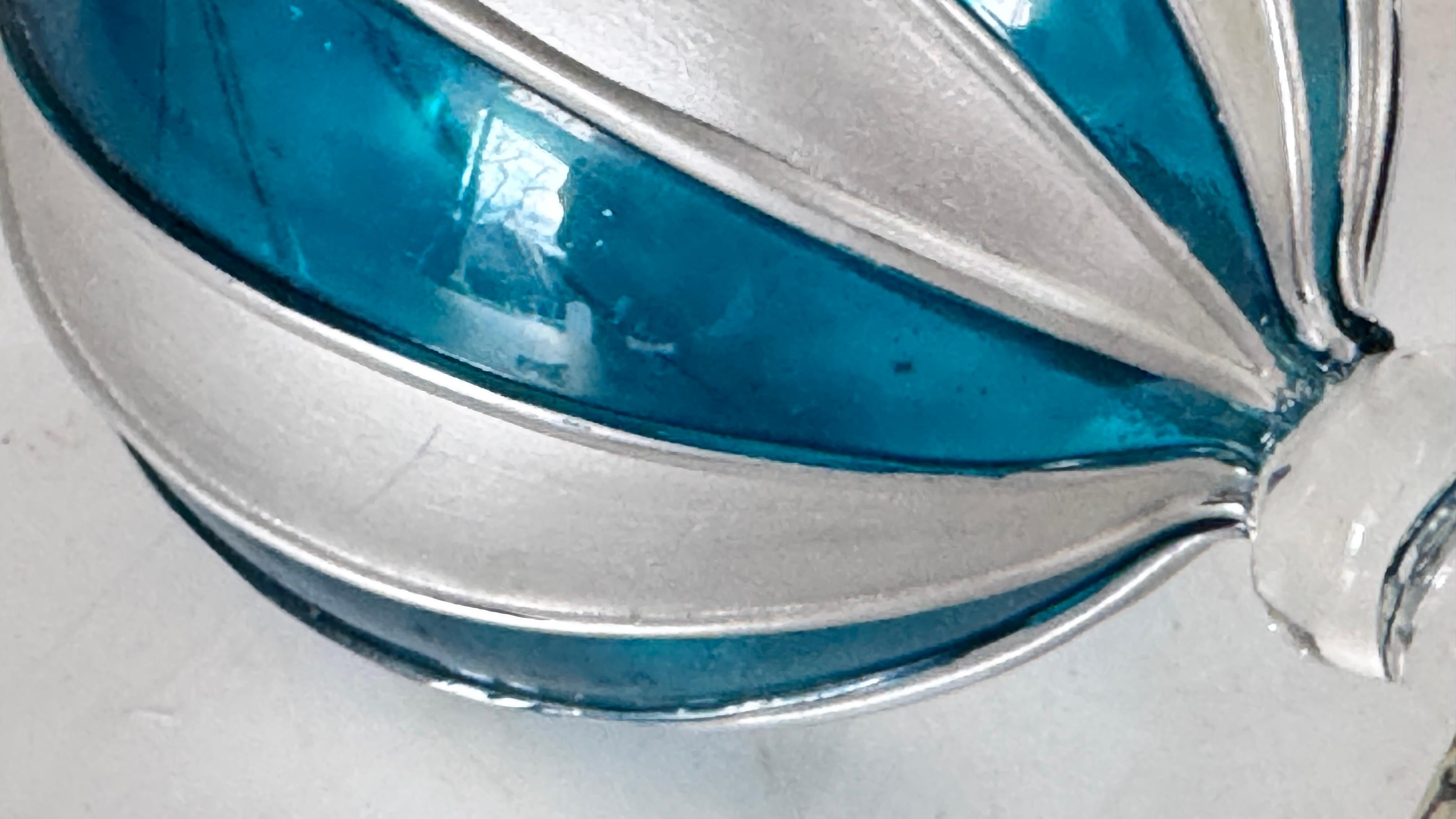 Frasco de perfume veneciano pintado a mano de los años 60, cristal claro con detalles dorados Vidrio artístico en venta