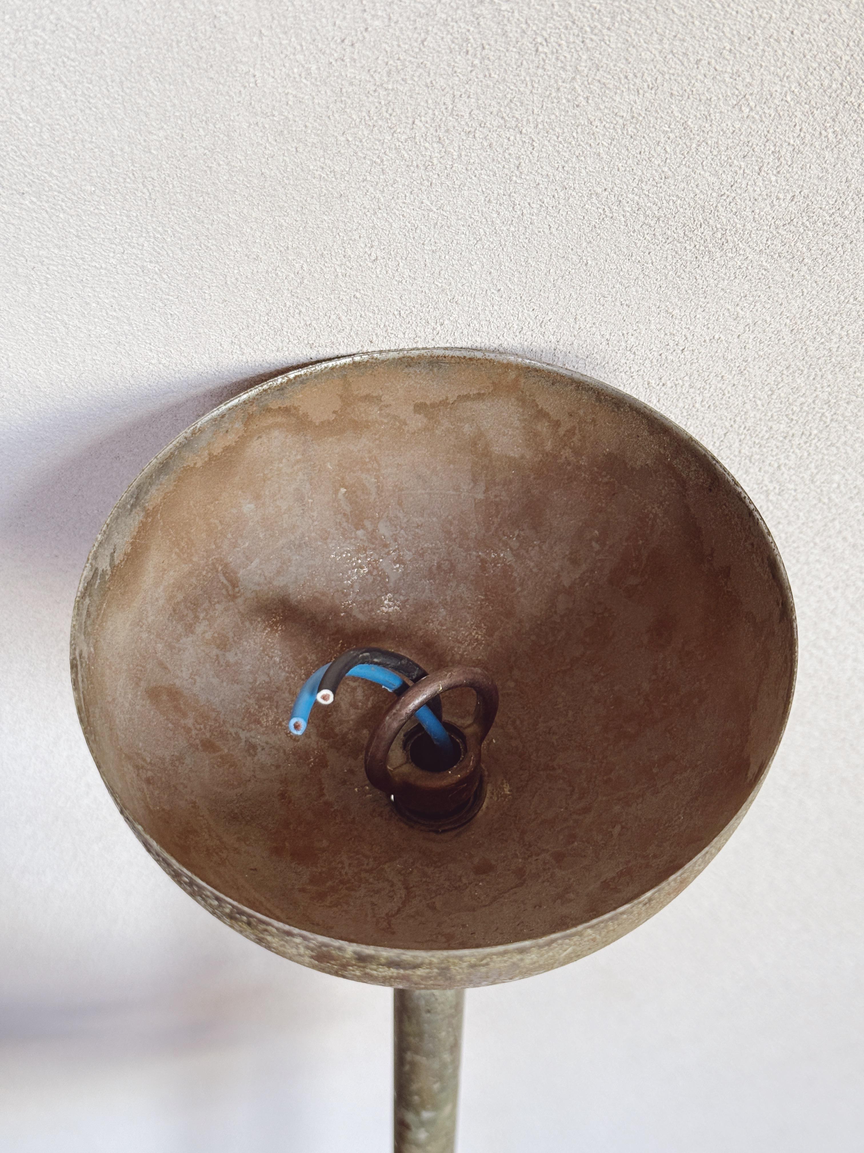 Metà XX secolo Plafoniera a sfera a strisce in vetro di Murano del 1960 di Venini in vendita