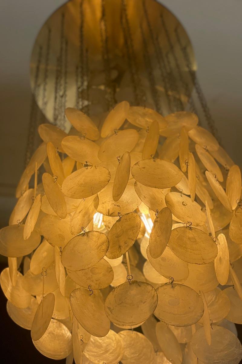 Lustre Verner Panton des années 1960 en laiton et nacre en vente 3