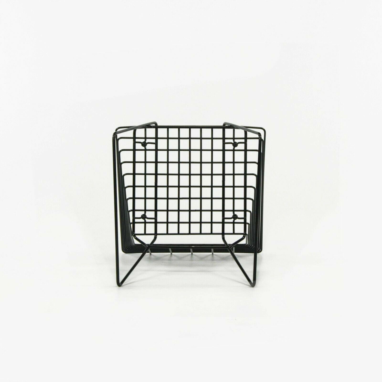 1960er Jahre Verner Panton für Fritz Hansen Outdoor Box Wire Chair mit schwarzem Gestell im Angebot 3