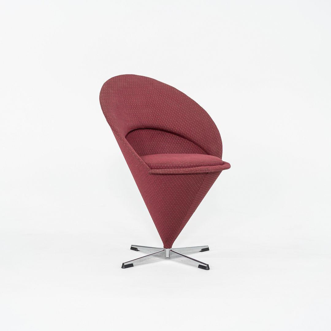 Metà XX secolo Verner Panton per Plus Linje, sedia a cono in tessuto e acciaio cromato del 1960 in vendita