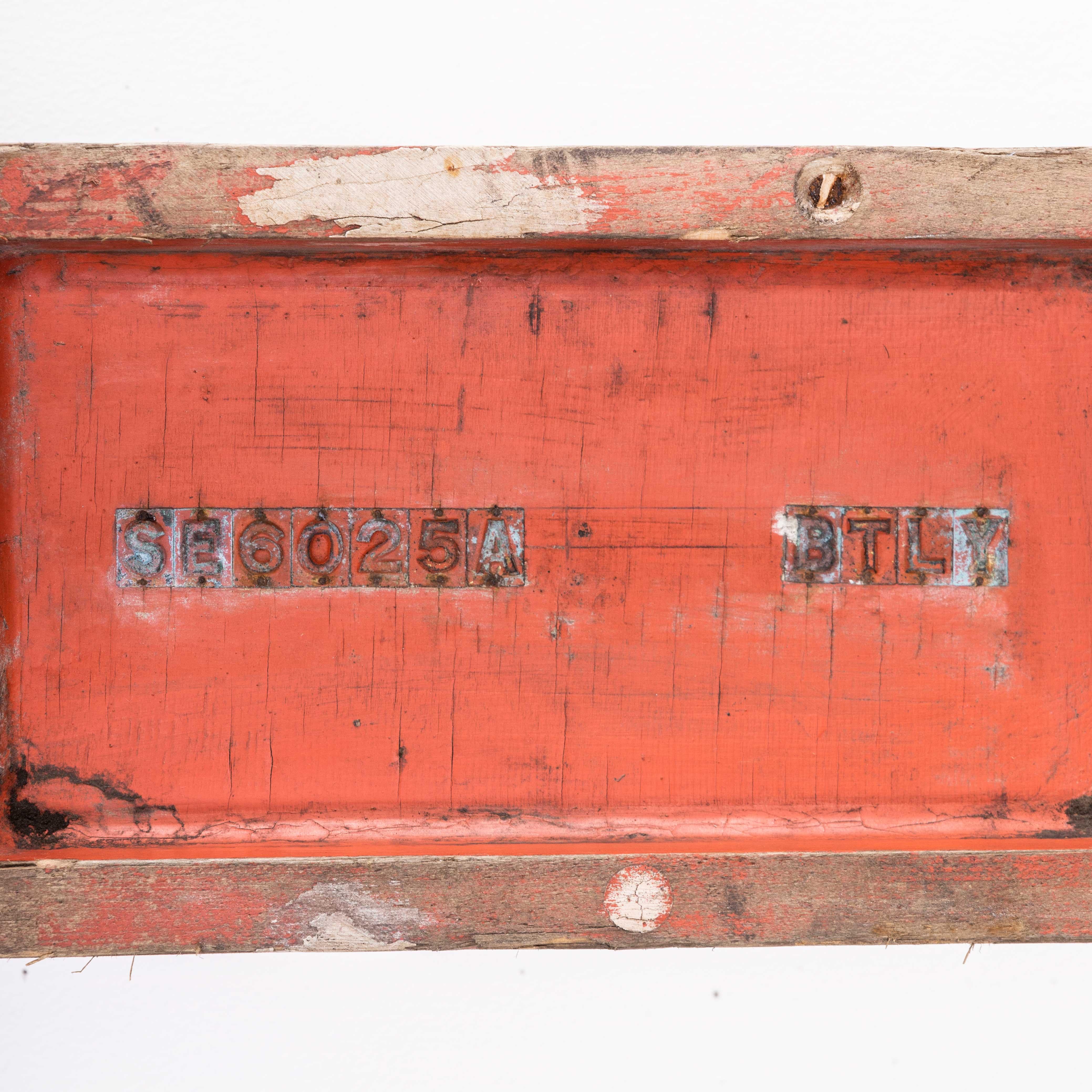 1960s Very Large Industrial Casting Foundry Mould '2310' In Good Condition For Sale In Hook, Hampshire