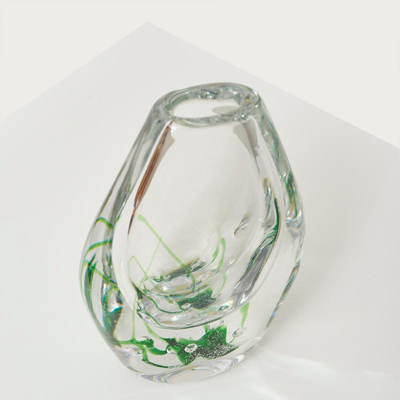 Mid-Century Modern 1960's Vicke Lindstrand ''Seagrass'' Glass Vase for Kosta Boda For Sale