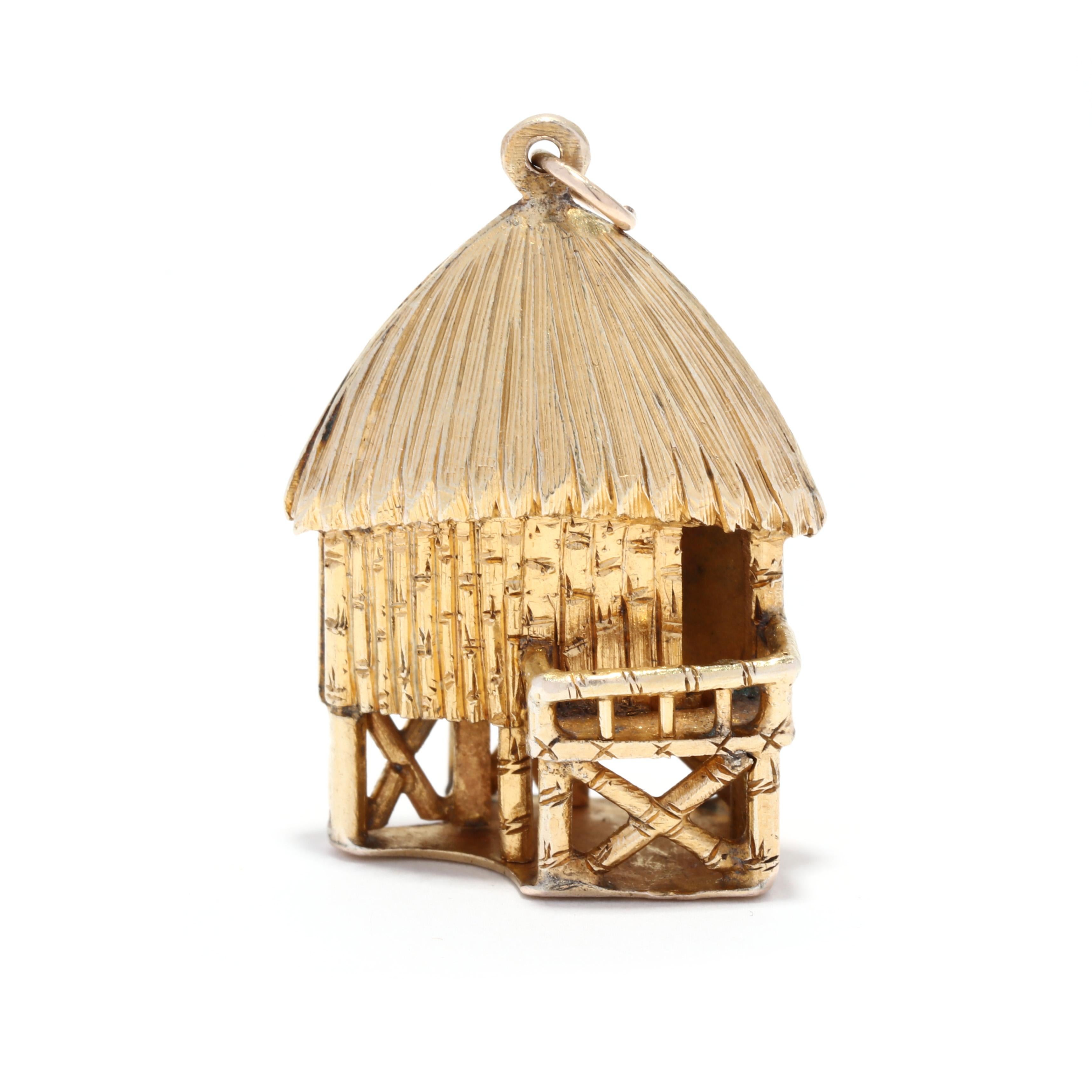 Length: 1.25 in.

Width: 3/4 in.

Depth: 1/2 in.

Weight: 6.9 dwts. / 10.6 grams

Metal: 10K tested

* This is a vintage item and may show signs of wear. It has been cleaned.
* Please feel free to reach out to us with any questions!
* All jewelry