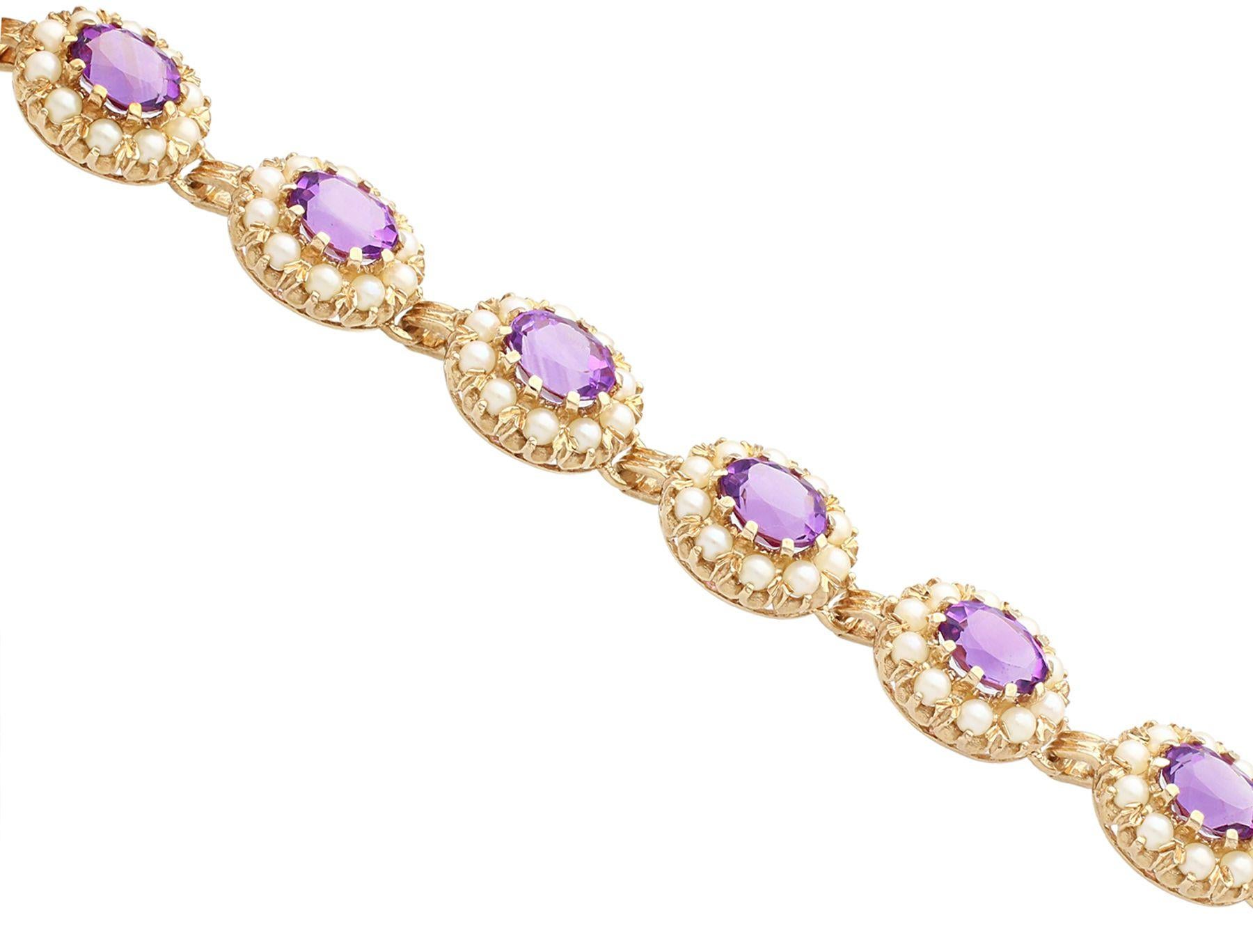 1960s, Vintage 19.80 carat Amethyst and Cultured Pearl Yellow Gold Bracelet In Excellent Condition In Jesmond, Newcastle Upon Tyne