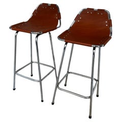 2 ou 4 tabourets en cuir d'origine des années 1960 par Charlotte Perriand pour Les Arcs