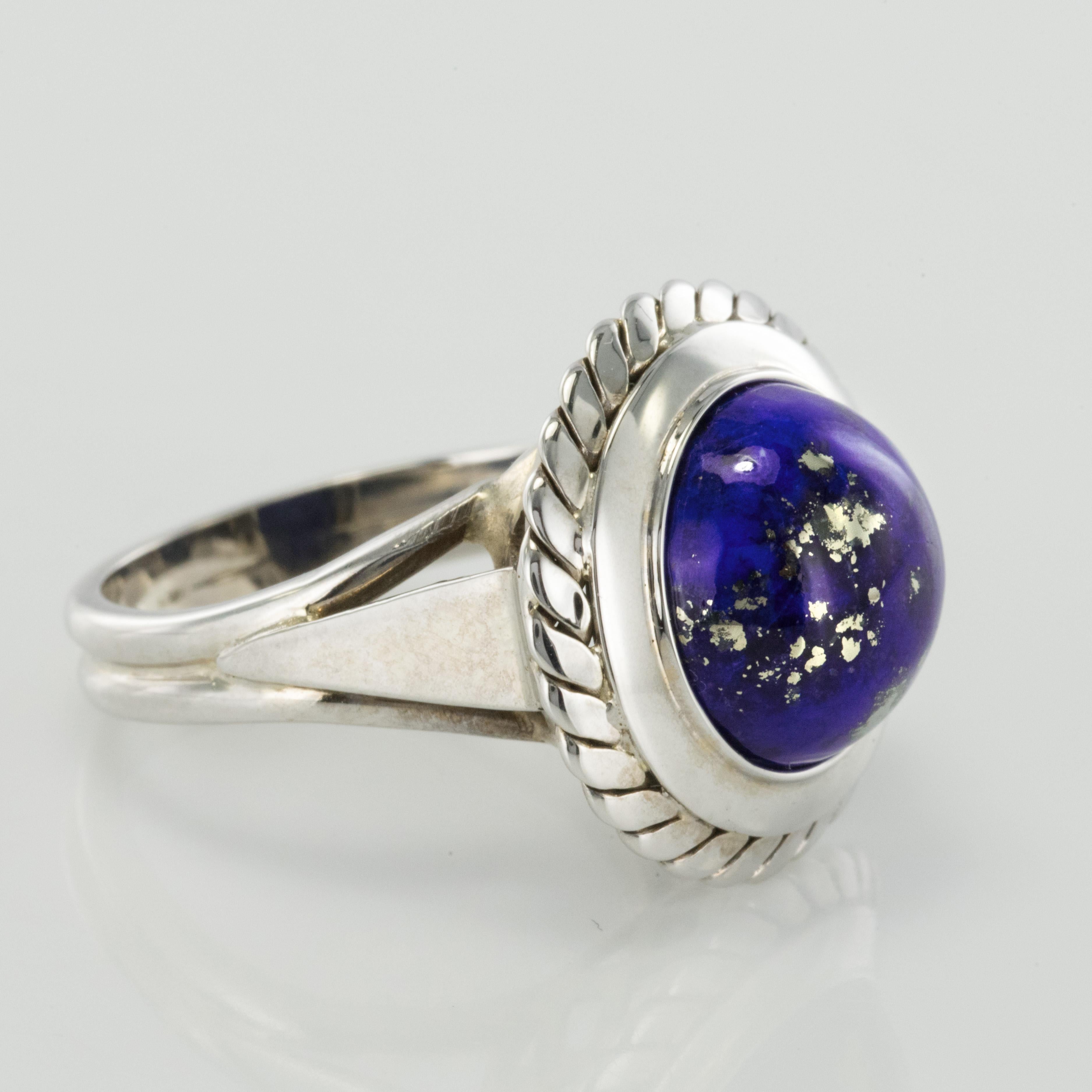 1960s Vintage 4, 76 Carat Lapis Lazuli White Gold ring For Sale 11