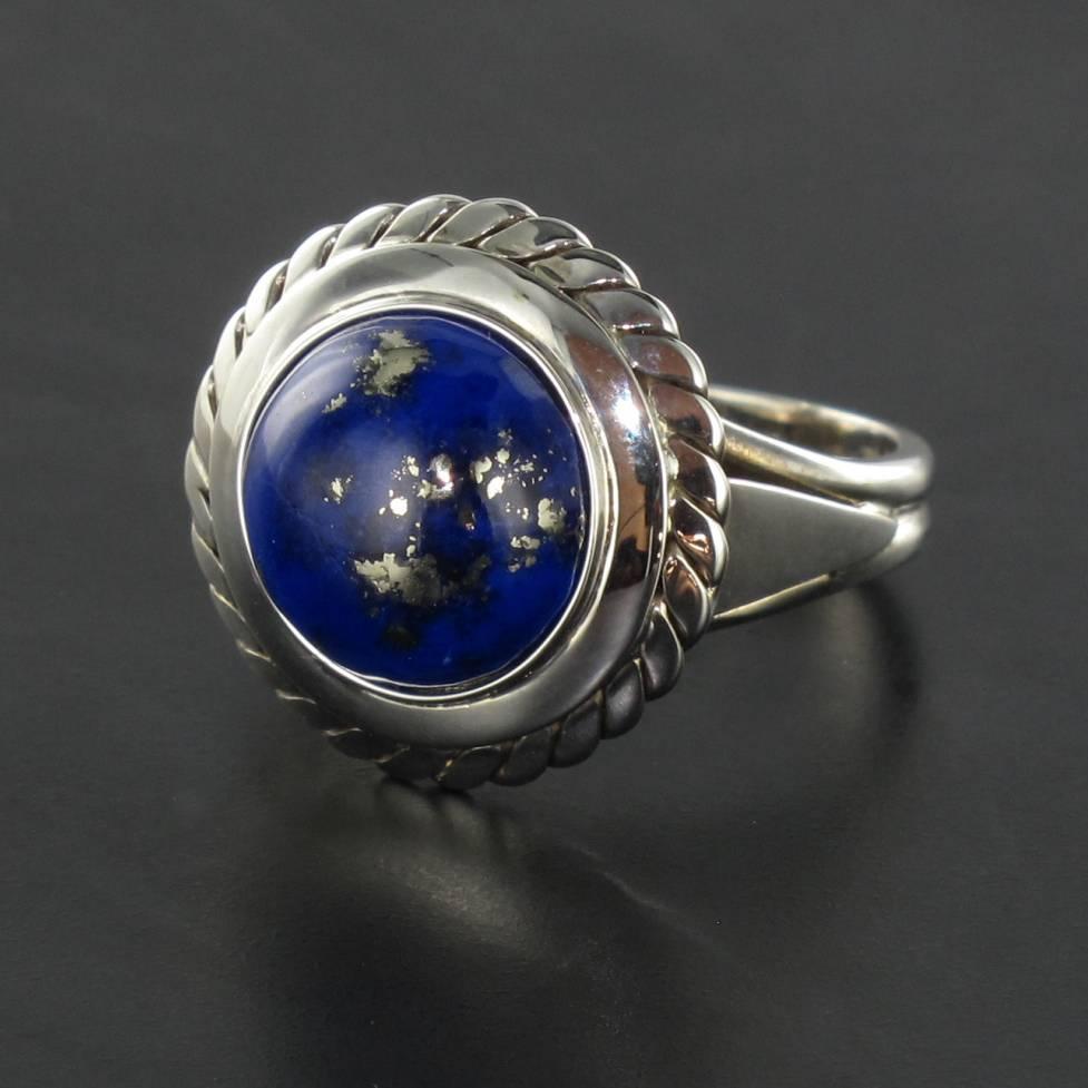 1960s Vintage 4,76 Carat Lapis Lazuli White Gold ring en vente 4