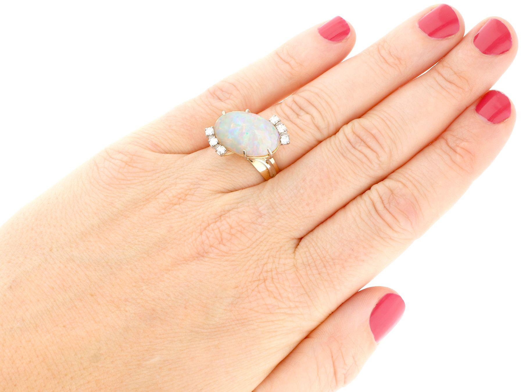 1960s Vintage 5.81 Carat Opal and Diamond Yellow Gold Cocktail Ring For Sale 1