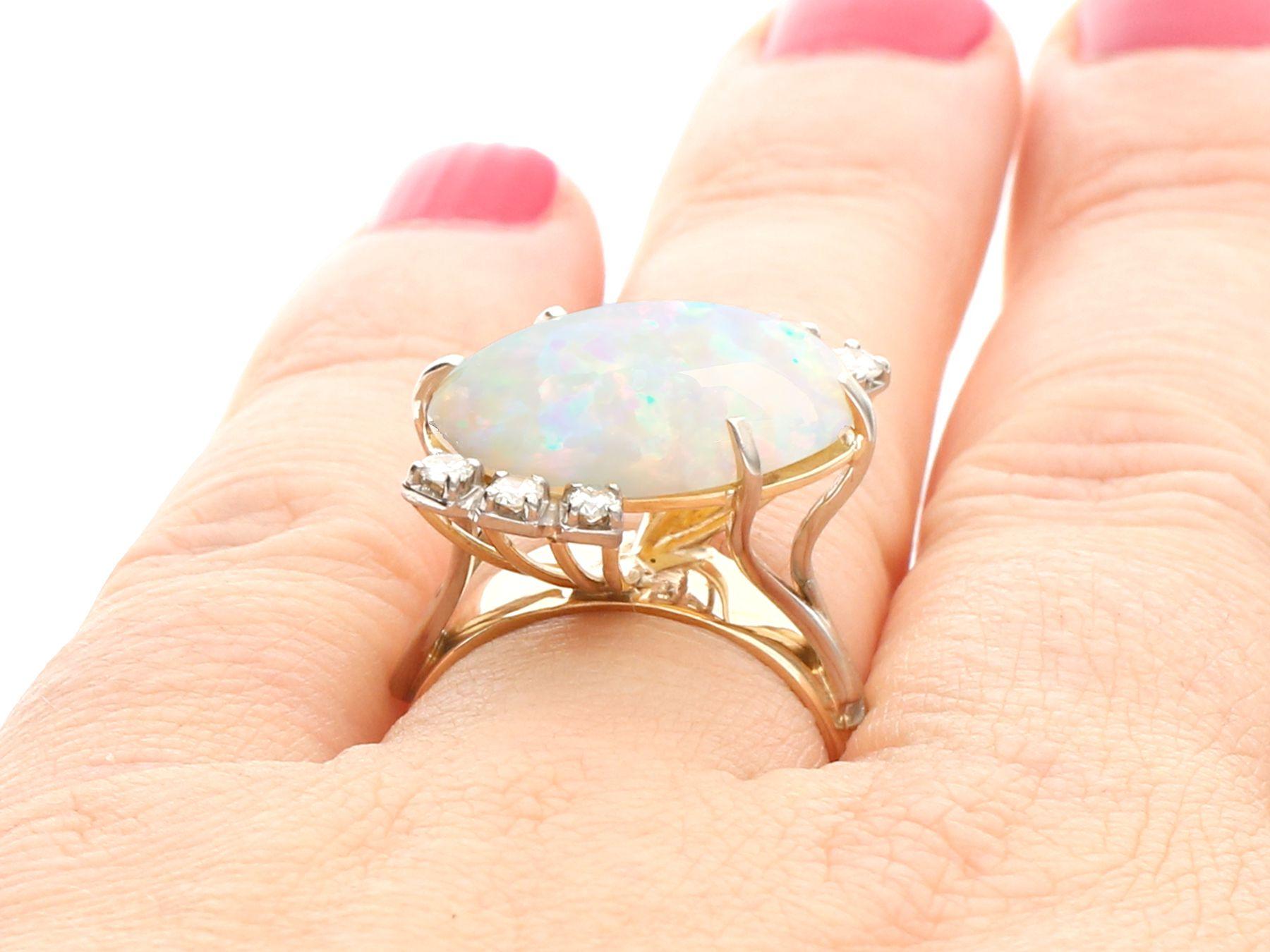 1960s Vintage 5.81 Carat Opal and Diamond Yellow Gold Cocktail Ring For Sale 3