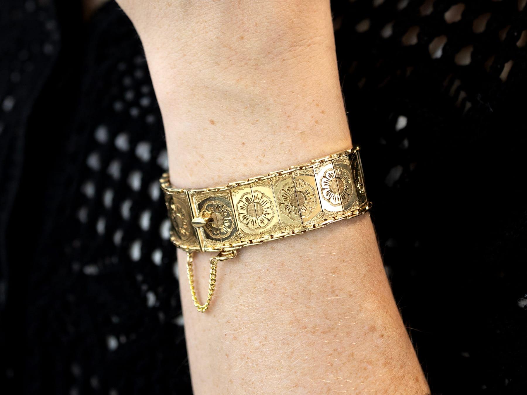 Rétro Bracciale d'epoca in oro giallo 9k del 1960 in vendita