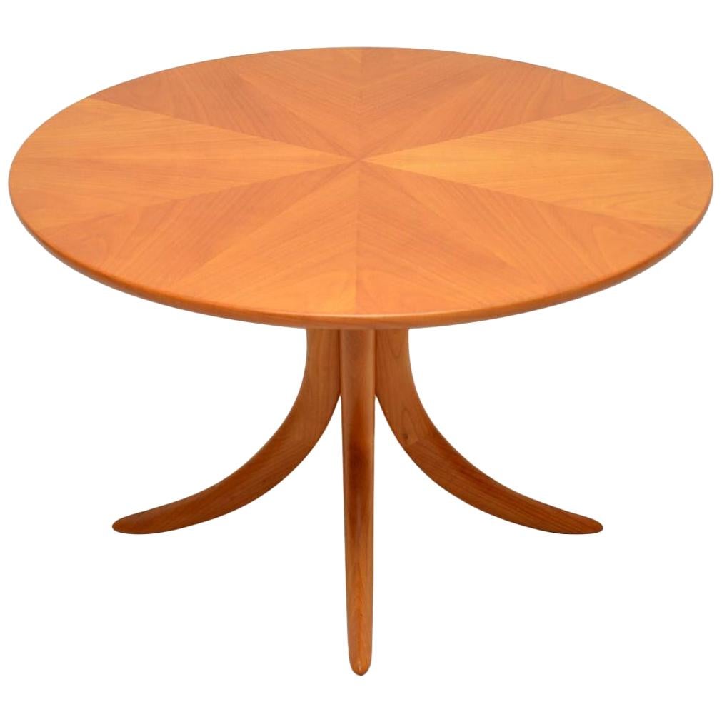1960s Vintage ‘Alma’ Coffee Table in Elm
