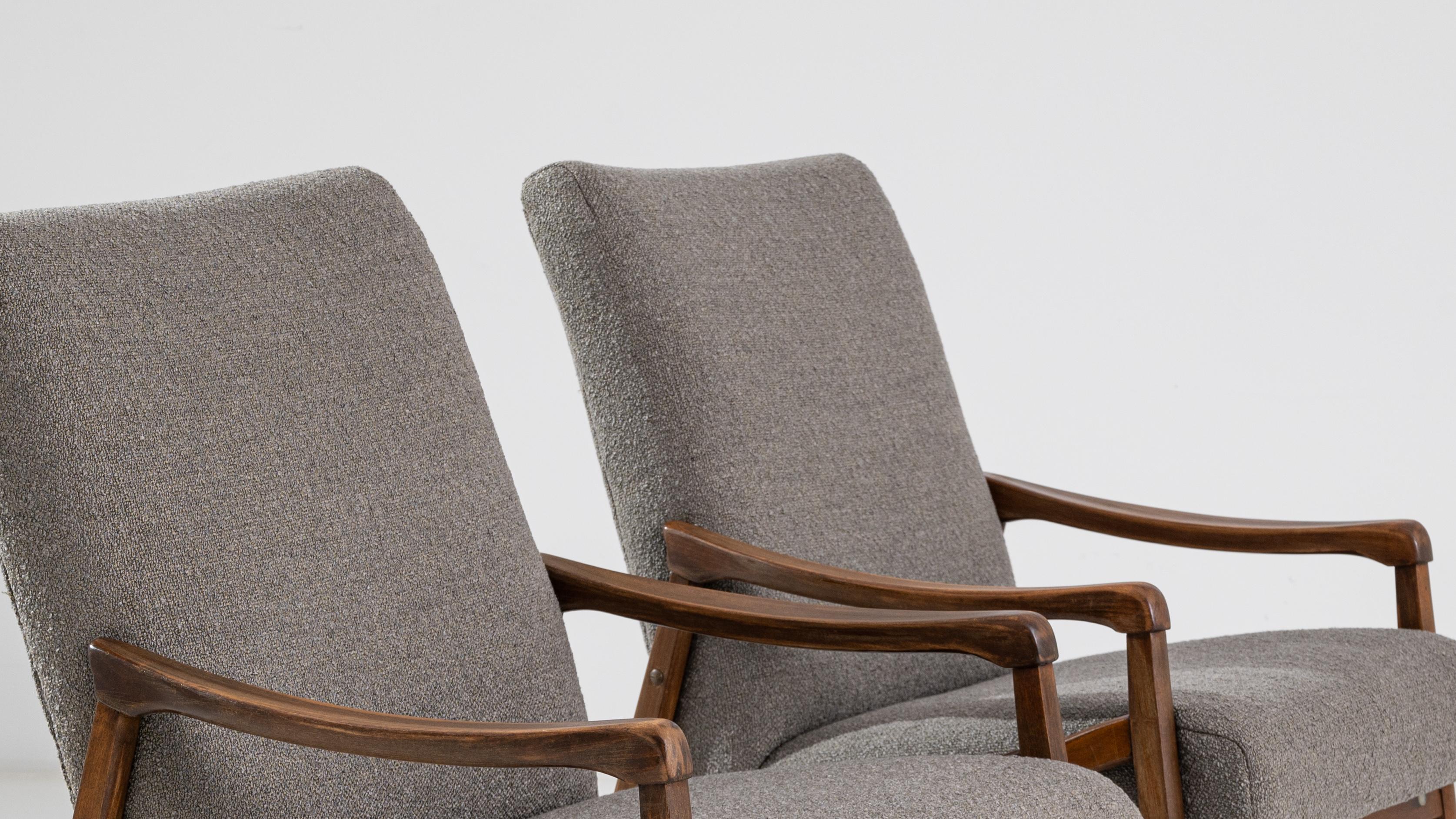 Paire de fauteuils vintage des années 1960 par Jiri Jiroutek en vente 3