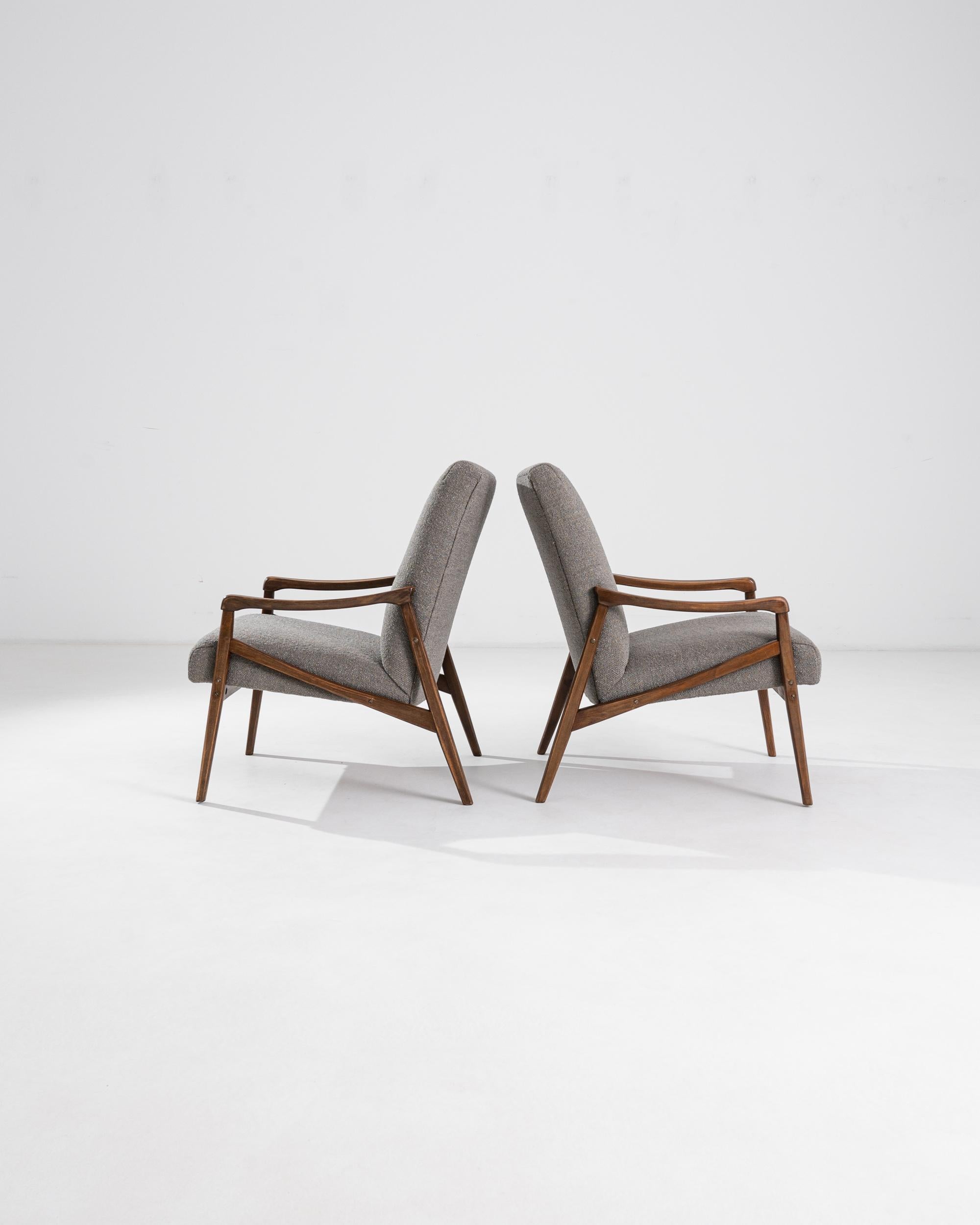 Milieu du XXe siècle Paire de fauteuils vintage des années 1960 par Jiri Jiroutek en vente