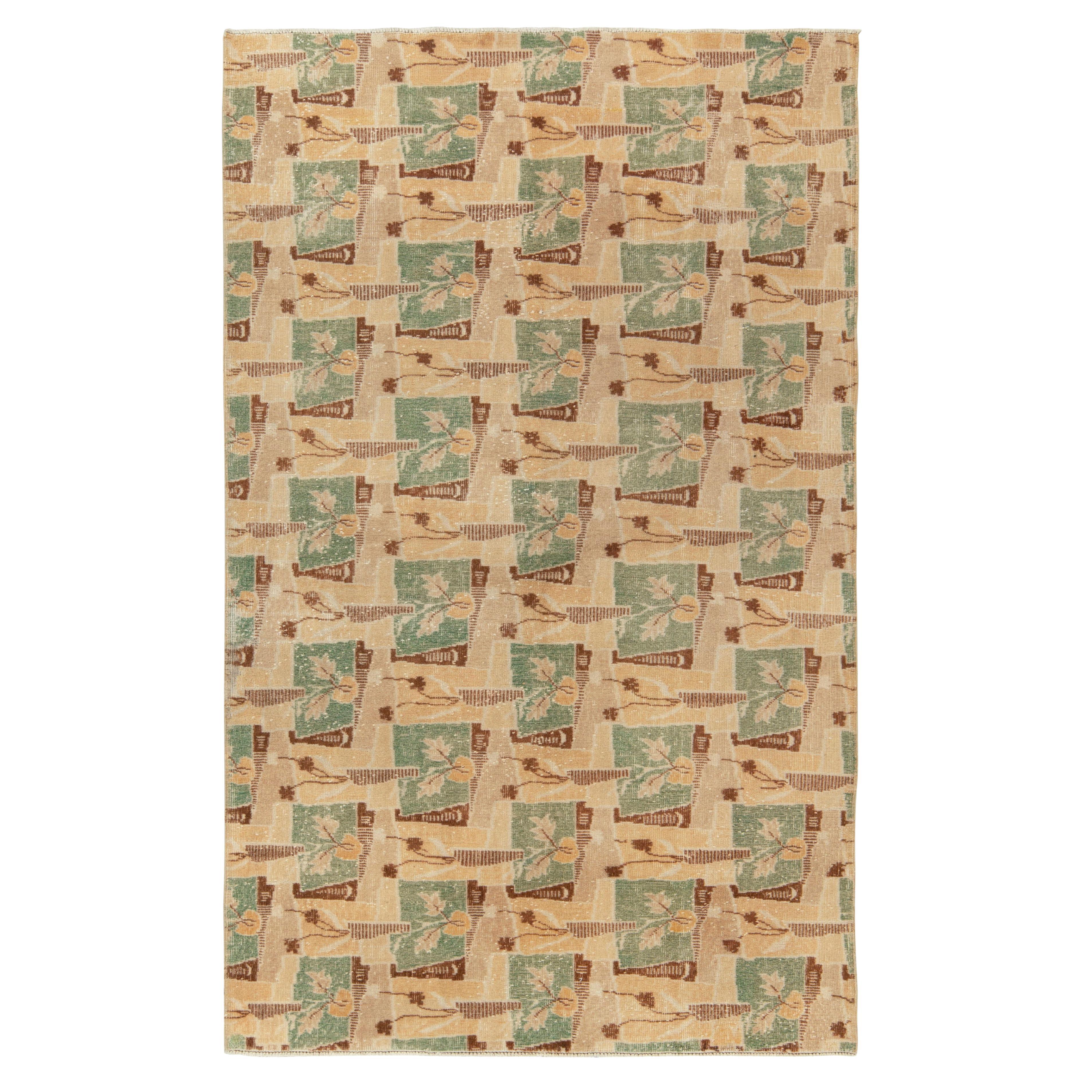 Vintage-Art-déco-Teppich aus den 1960er Jahren in Beige, Grün und geometrischen Mustern von Teppich & Kelim im Angebot